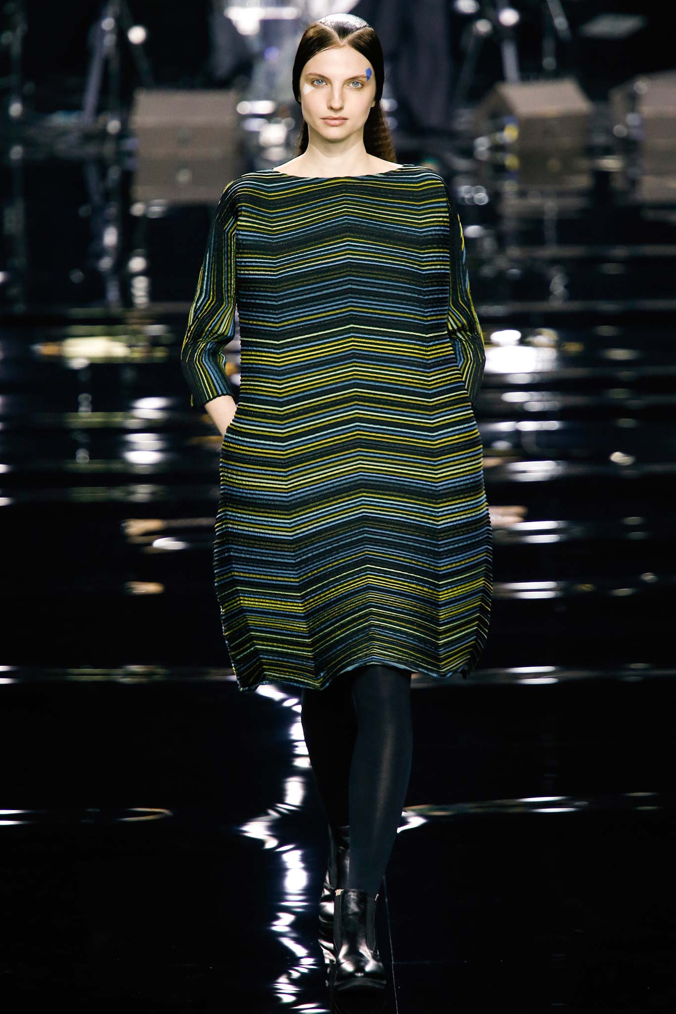 Issey Miyake F/W 15 Look 20