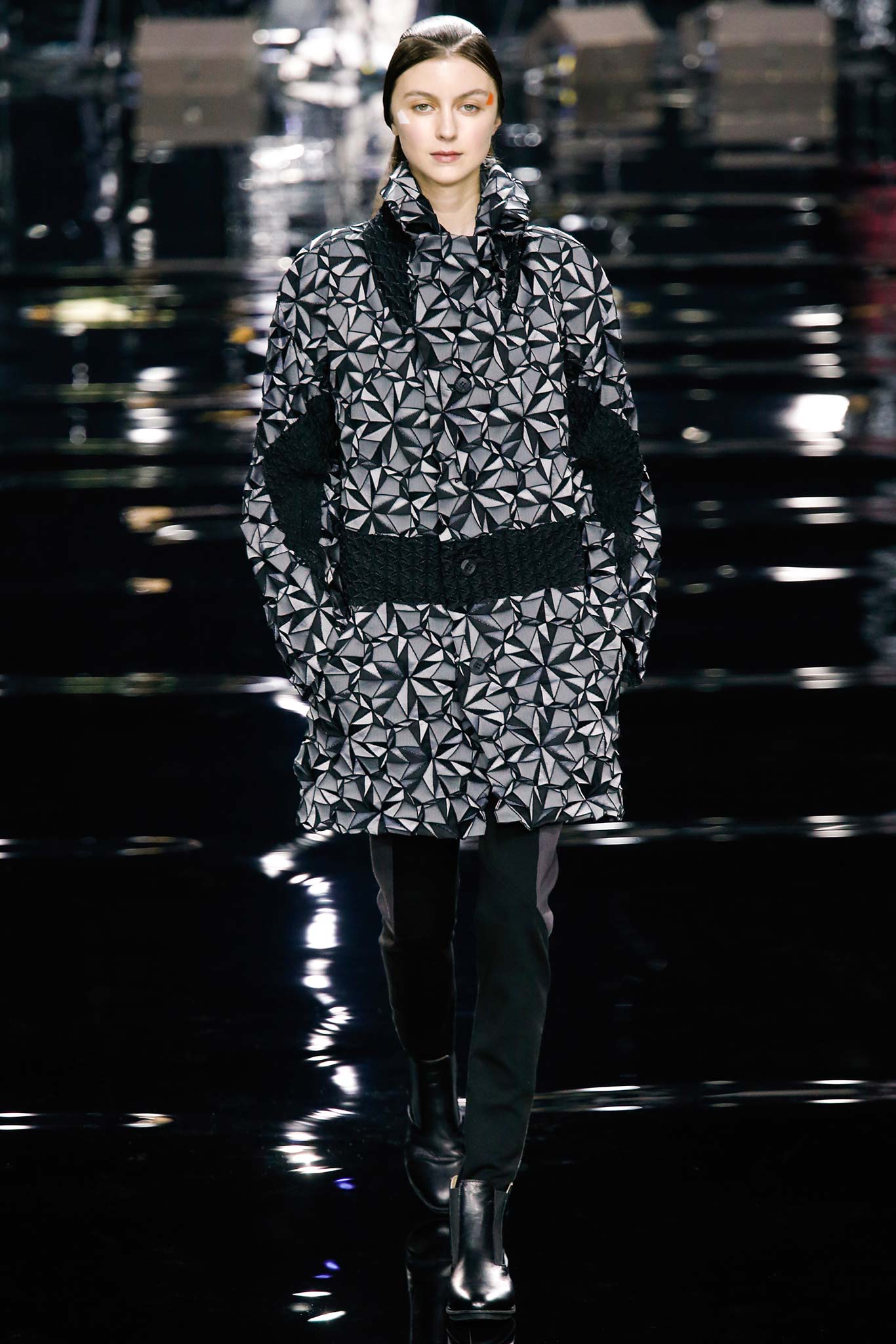 Issey Miyake F/W 15 Look 26