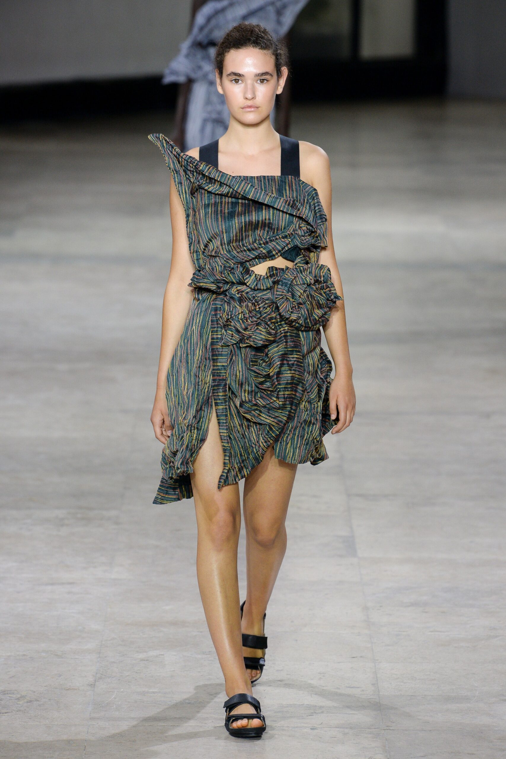 Issey Miyake S/S 19 Look 30