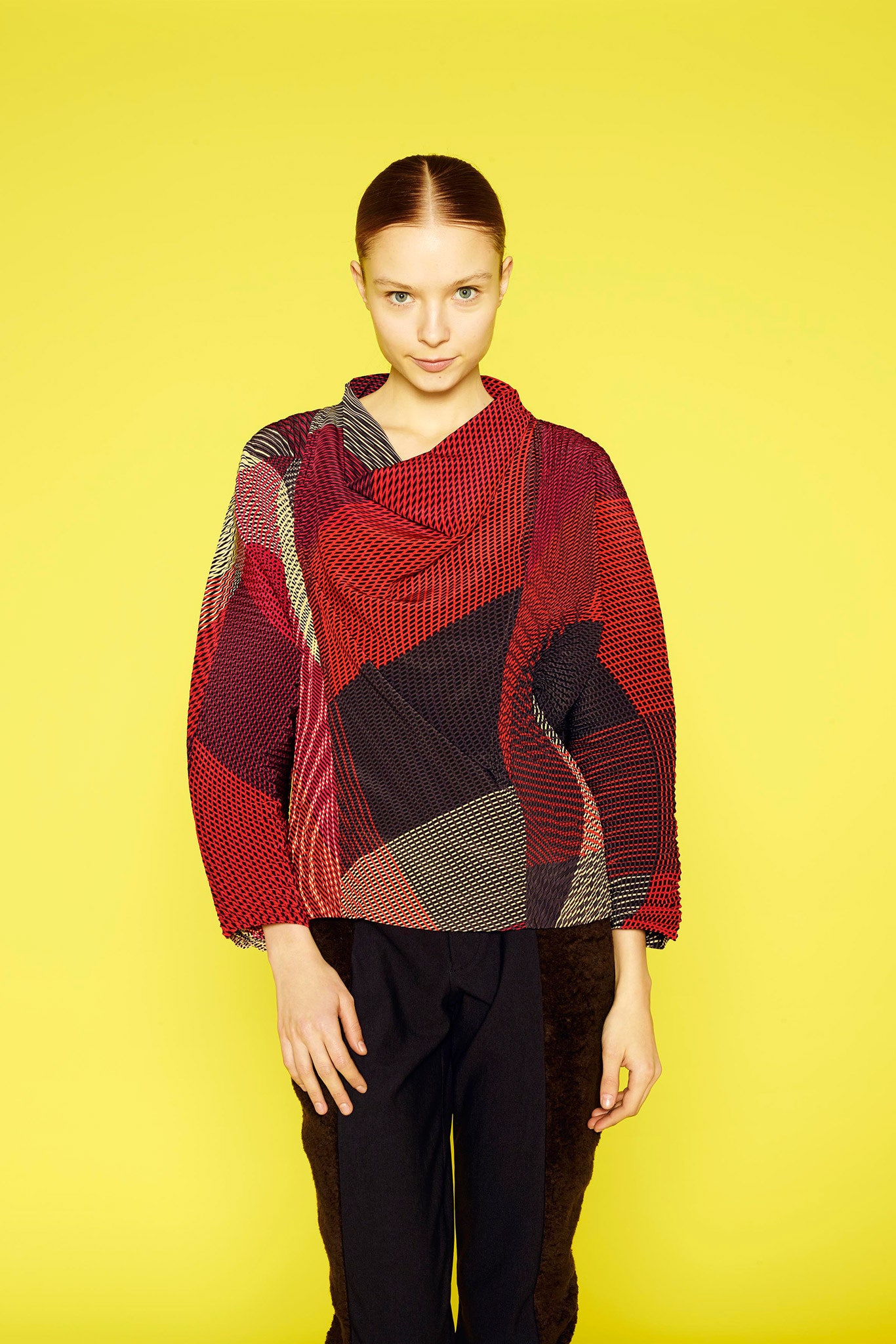 Issey Miyake F/W 14 Look 19