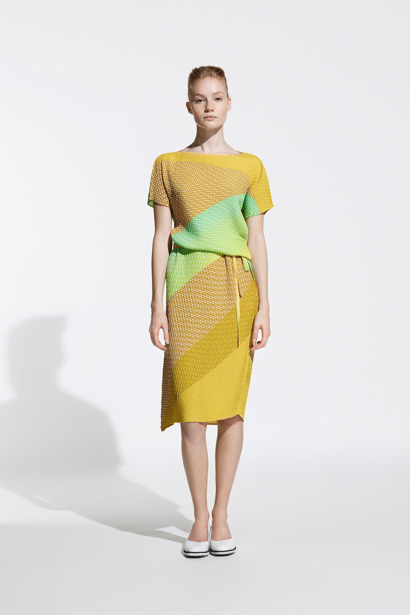 Issey Miyake Resort 14 Look 19