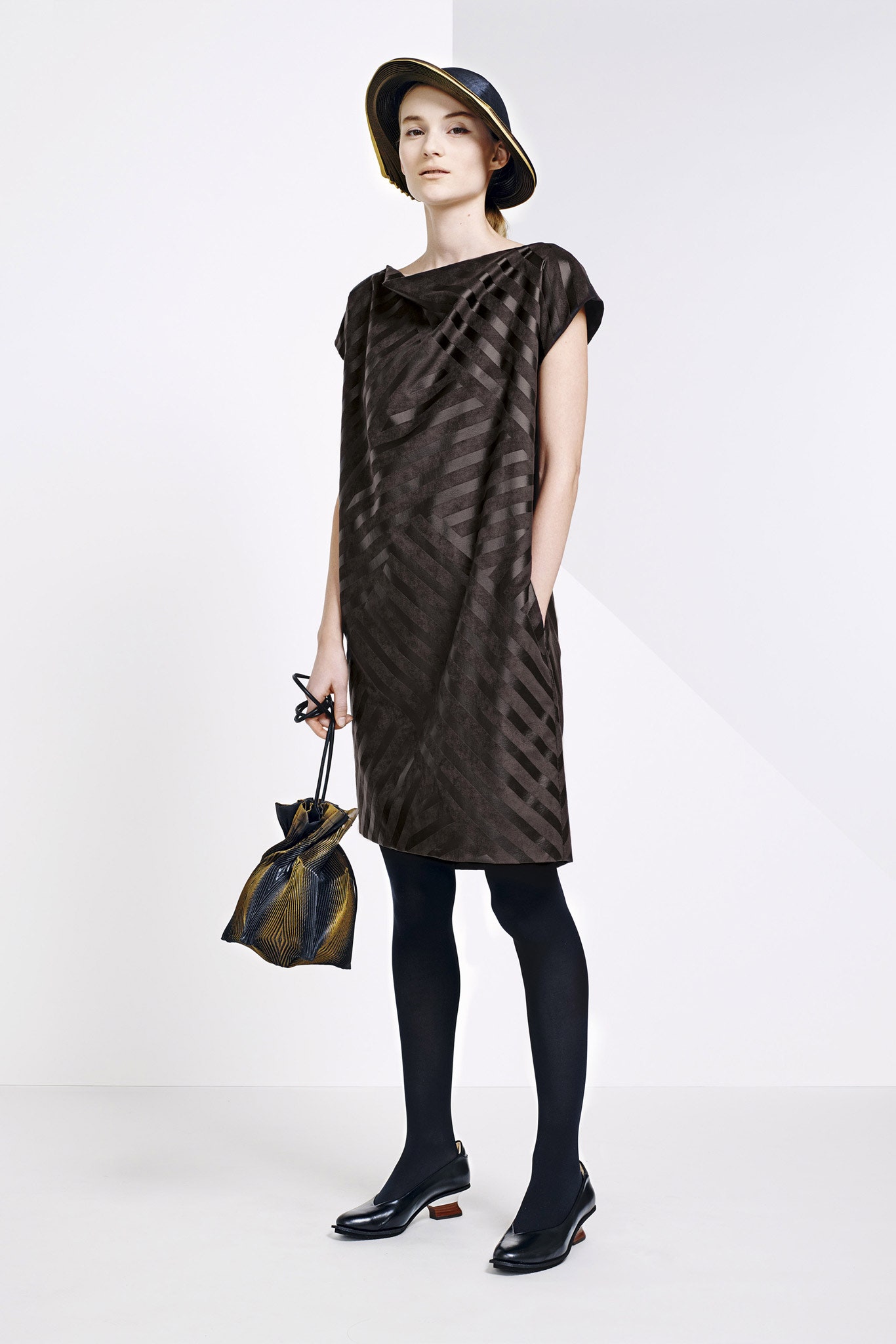 Issey Miyake F/W 15 Look 14