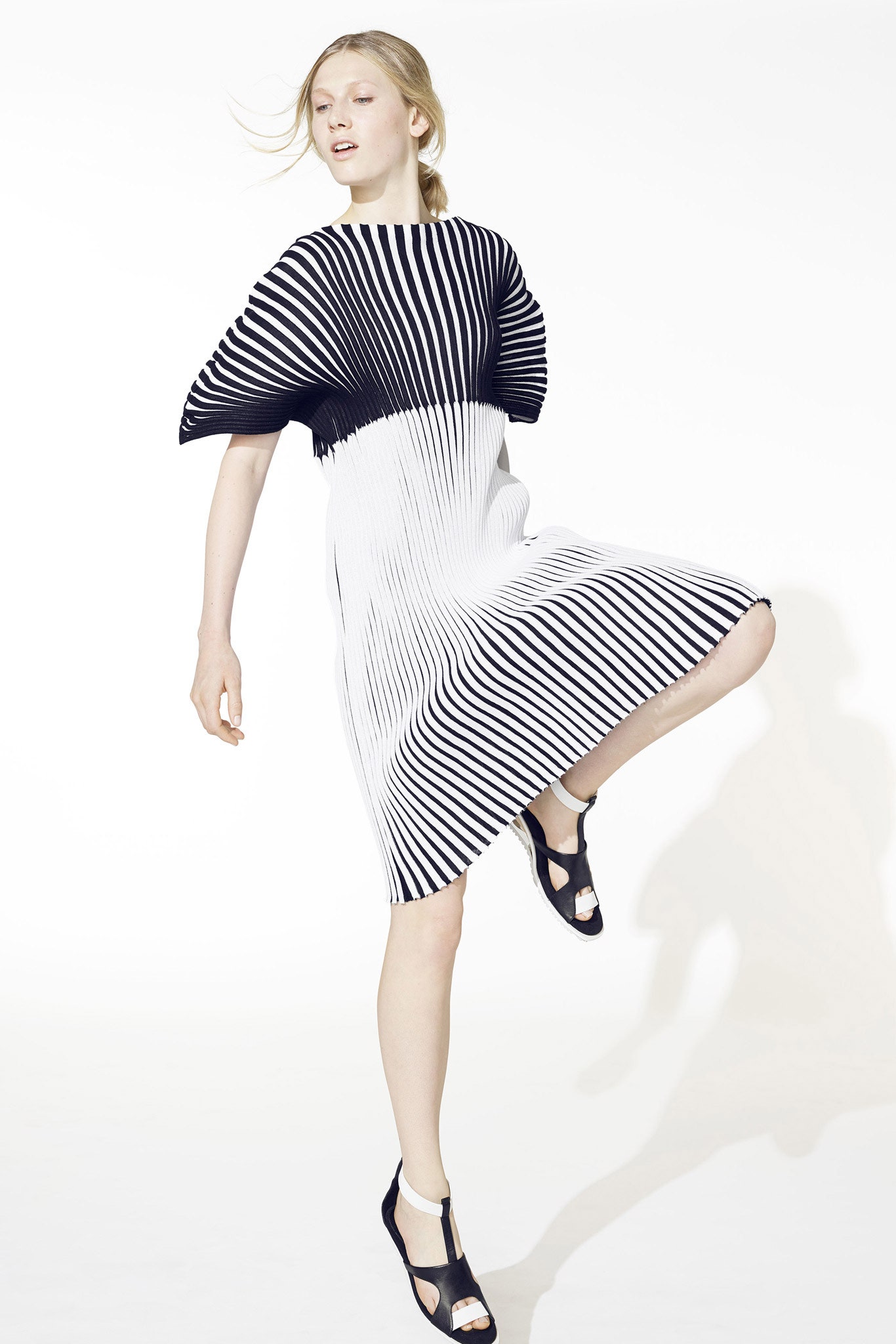 Issey Miyake Resort 15 Look 18