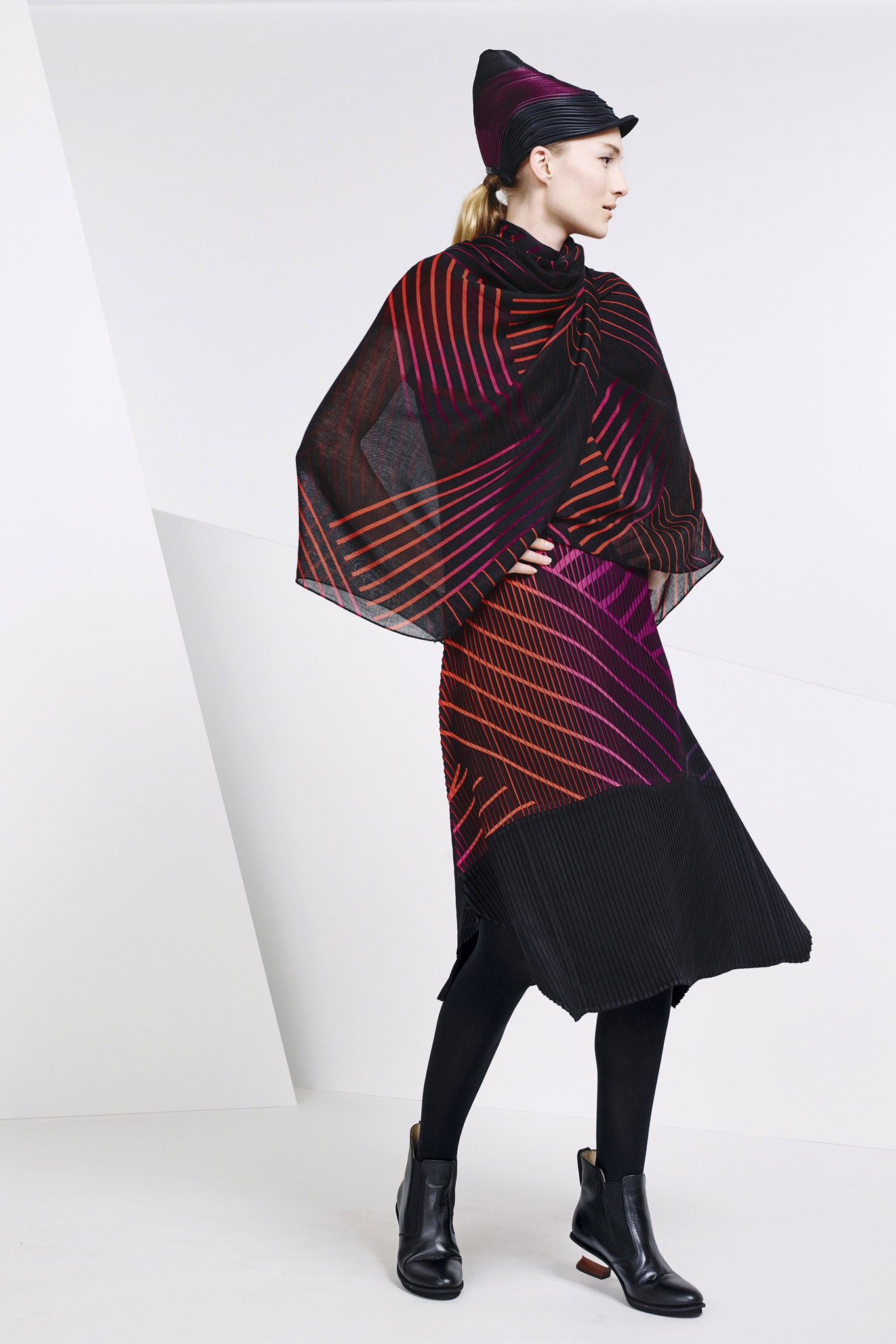 Issey Miyake F/W 15 Look 24