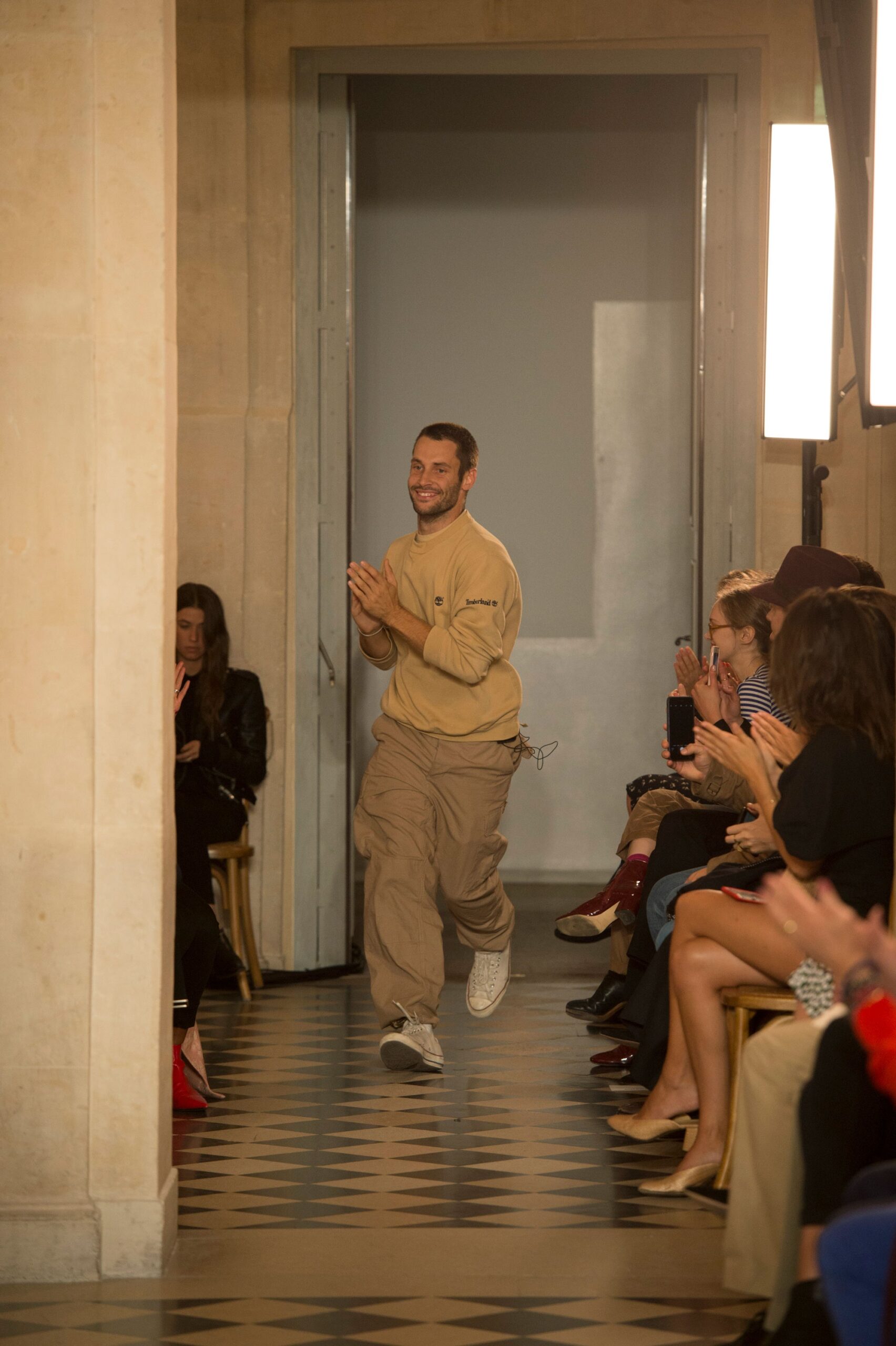 Jacquemus S/S 18 Look 49