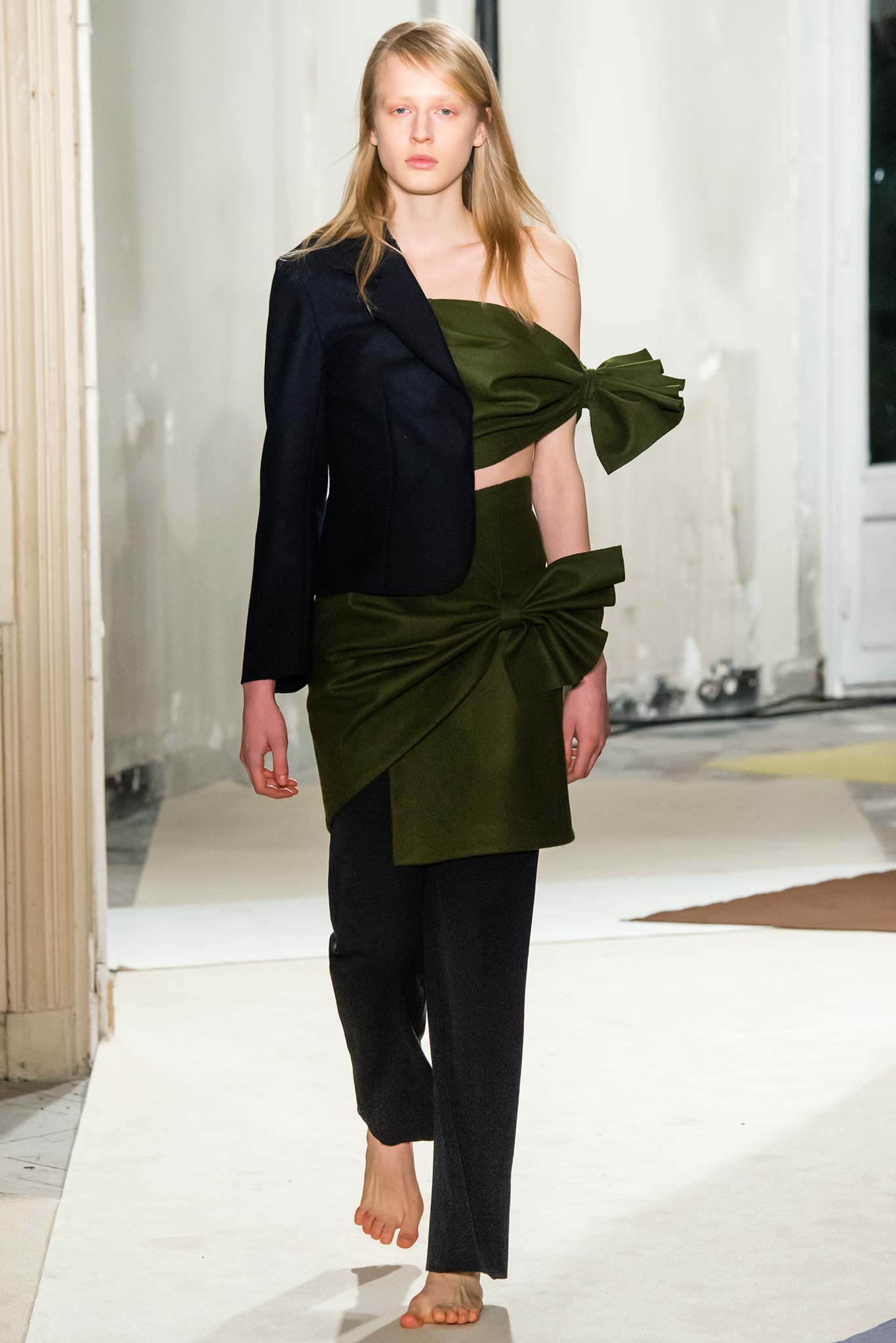 Jacquemus F/W 15 Look 5