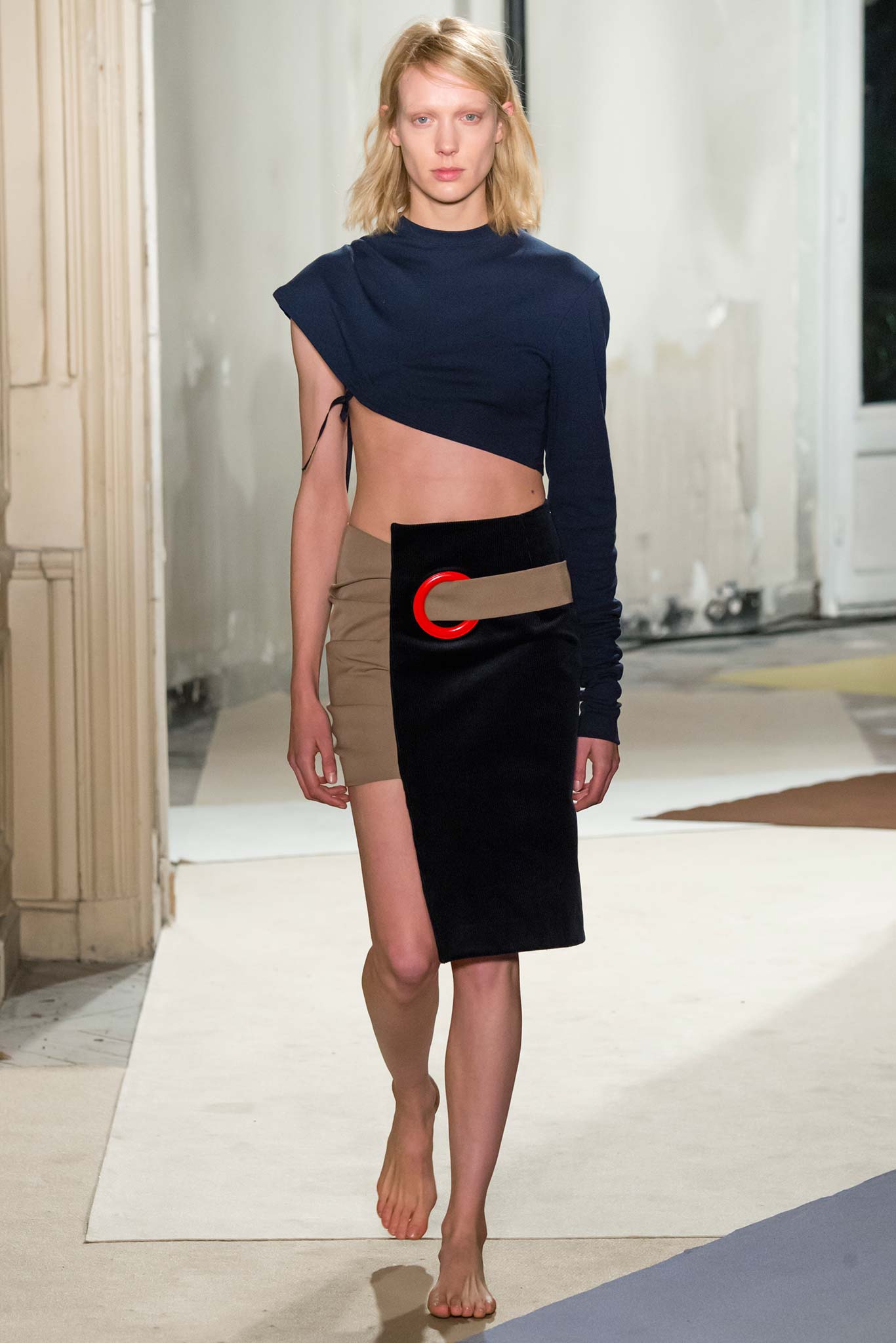 Jacquemus F/W 15 Look 16