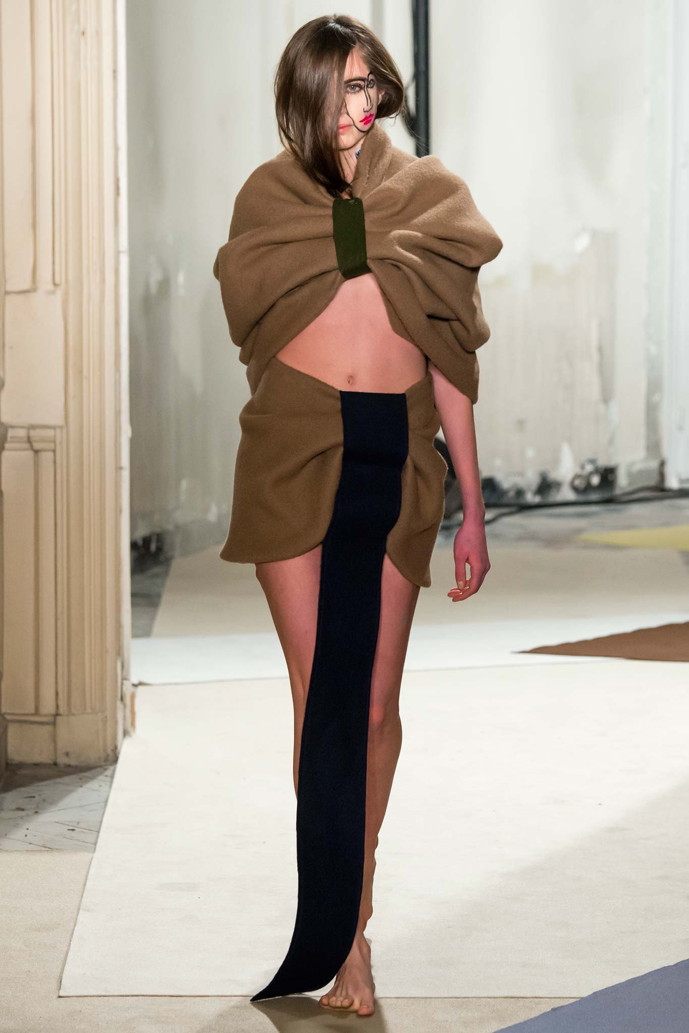 Jacquemus F/W 15 Look 28
