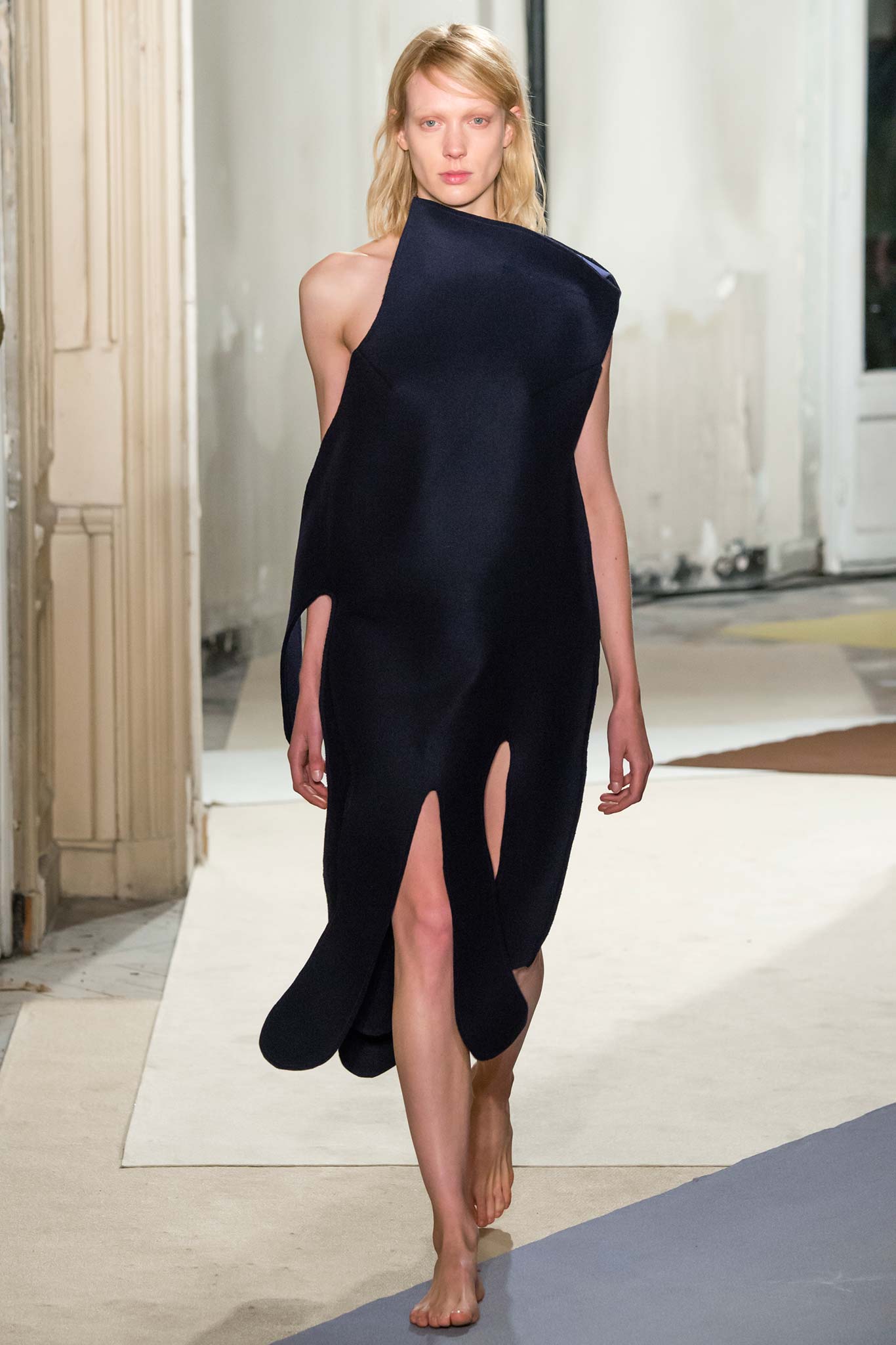 Jacquemus F/W 15 Look 38