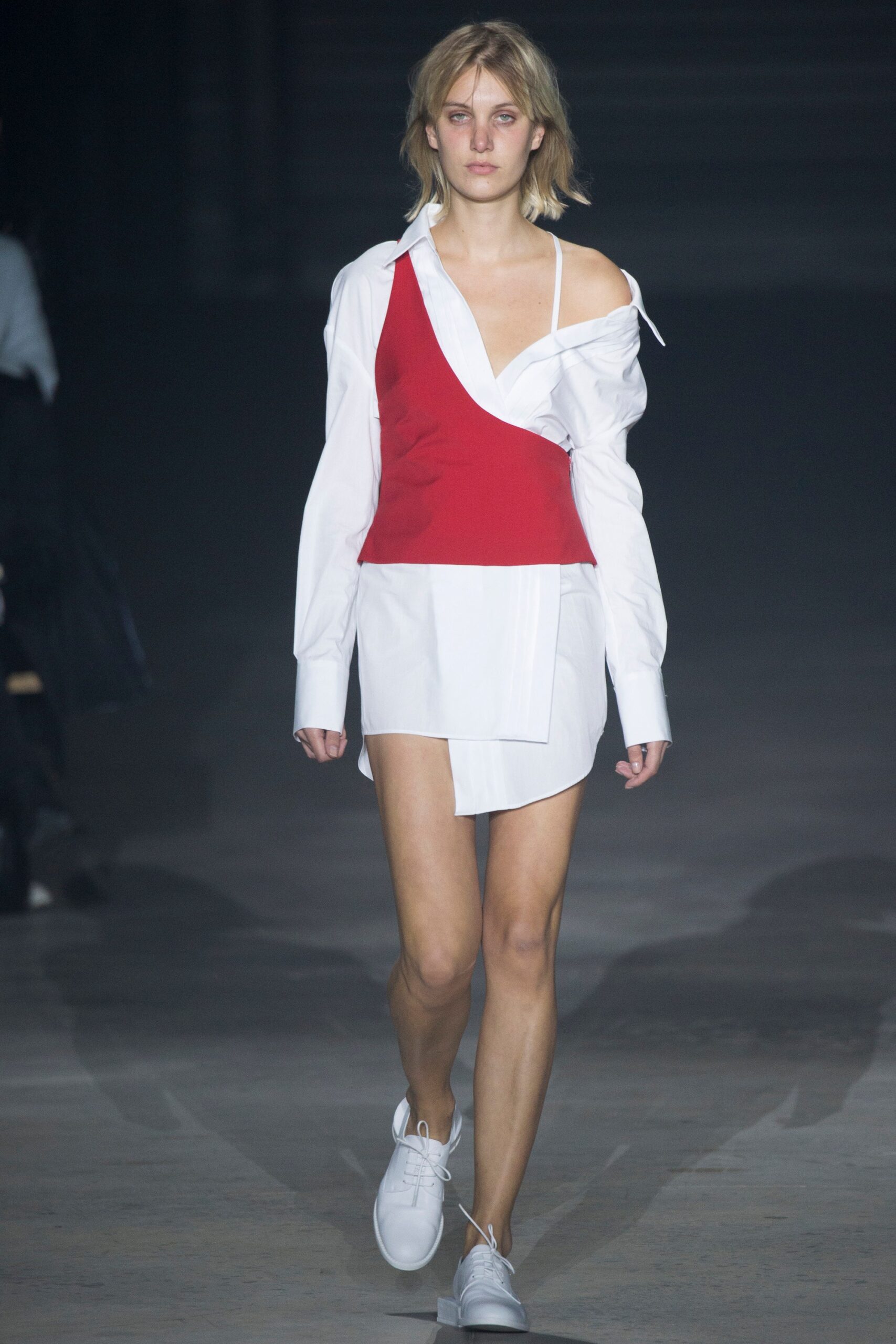 Jacquemus S/S 16 Look 26
