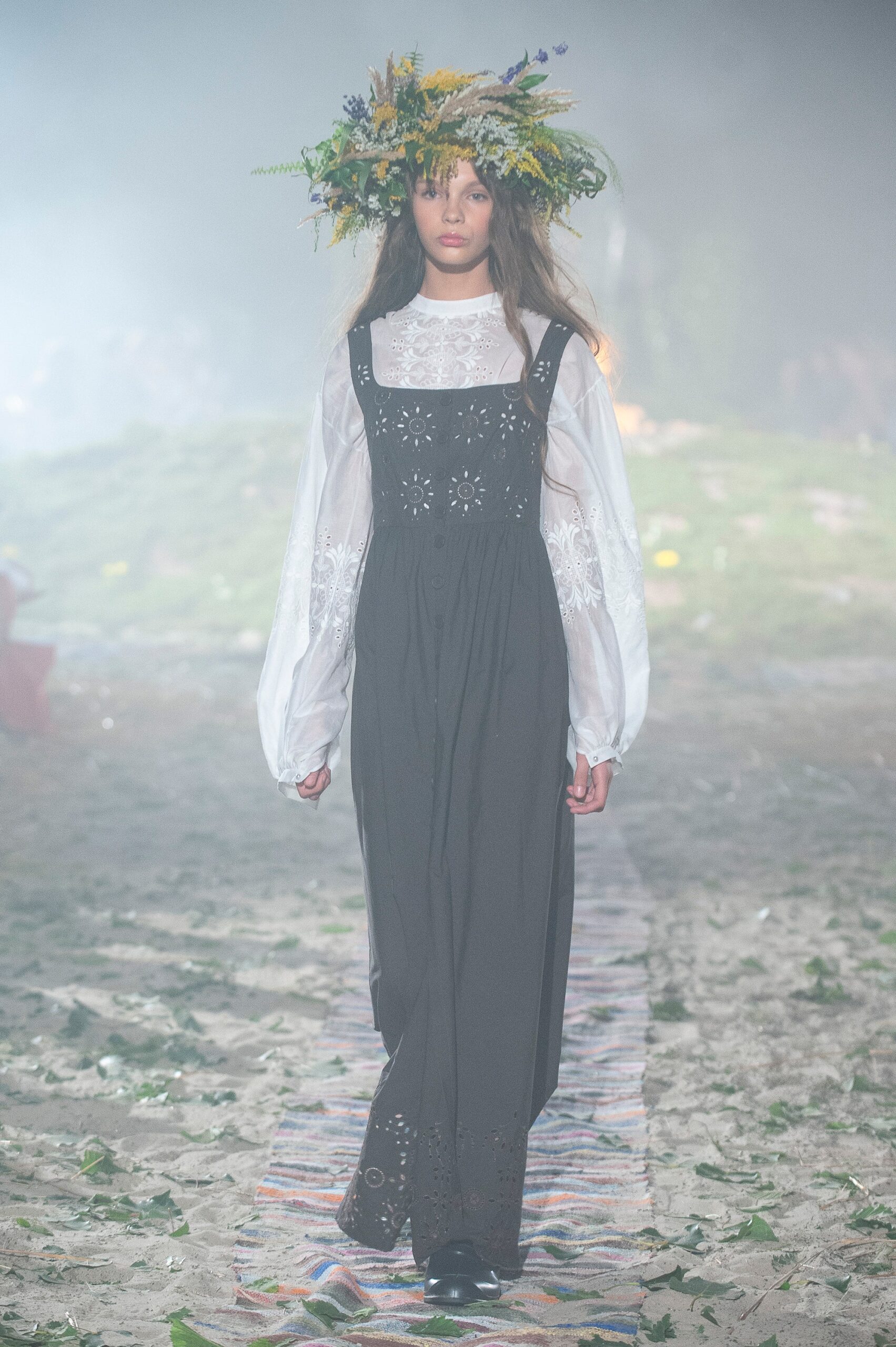 Jardin Exotique Kiev S/S 19 Look 3