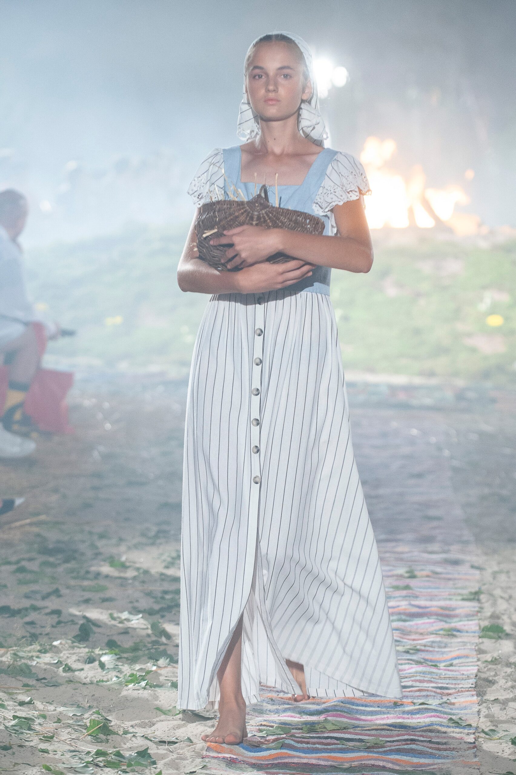 Jardin Exotique Kiev S/S 19 Look 8