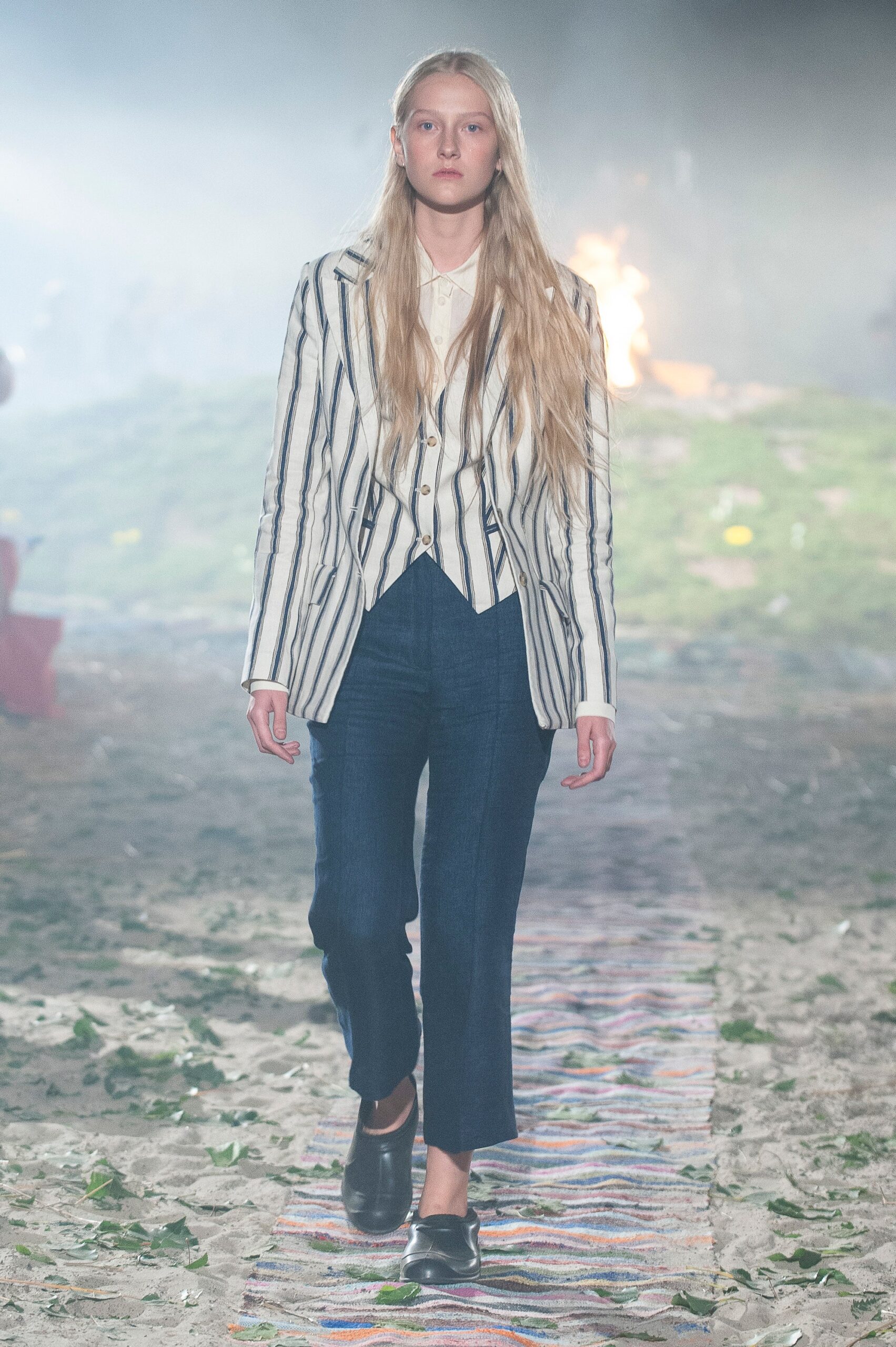 Jardin Exotique Kiev S/S 19 Look 15