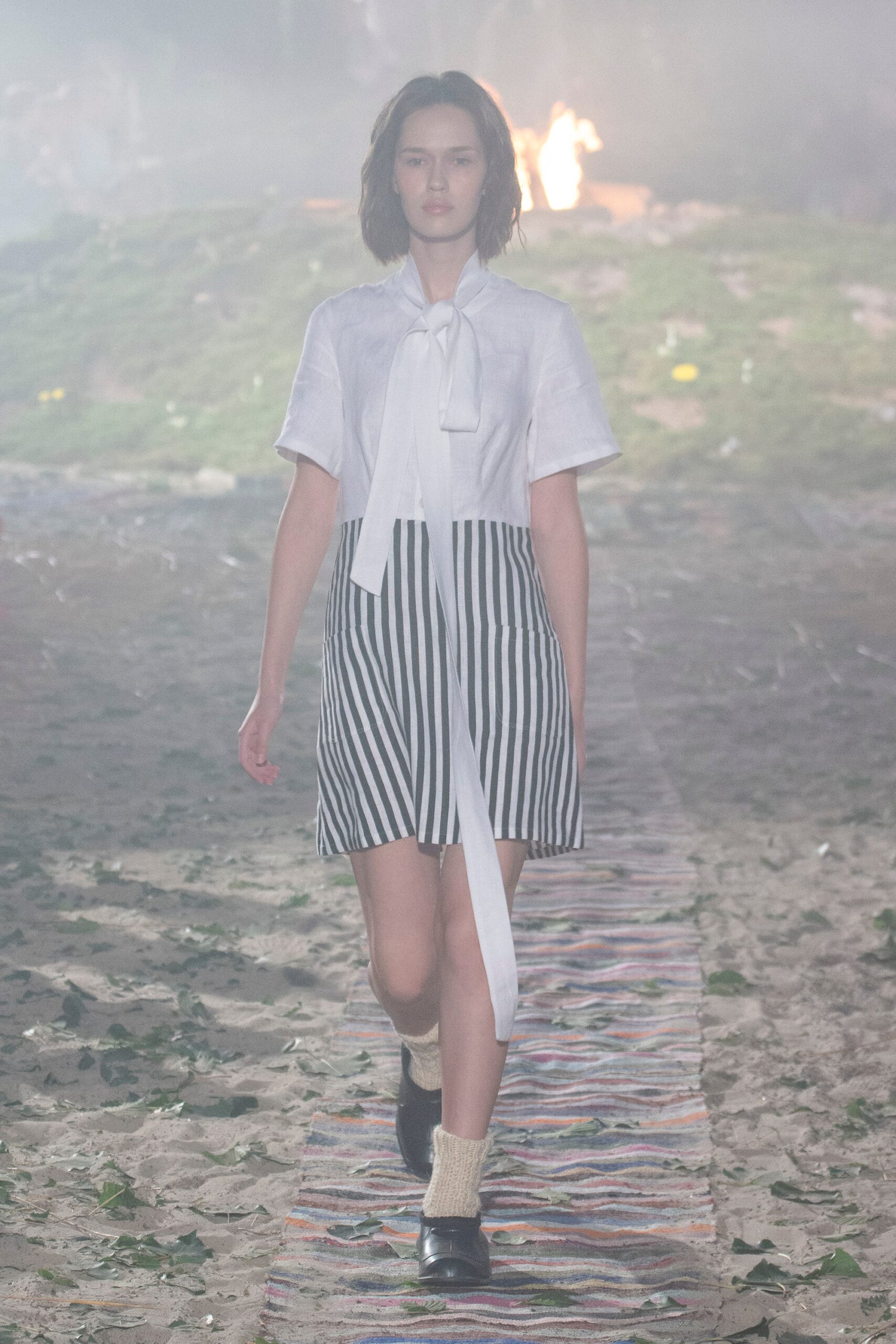 Jardin Exotique Kiev S/S 19 Look 30