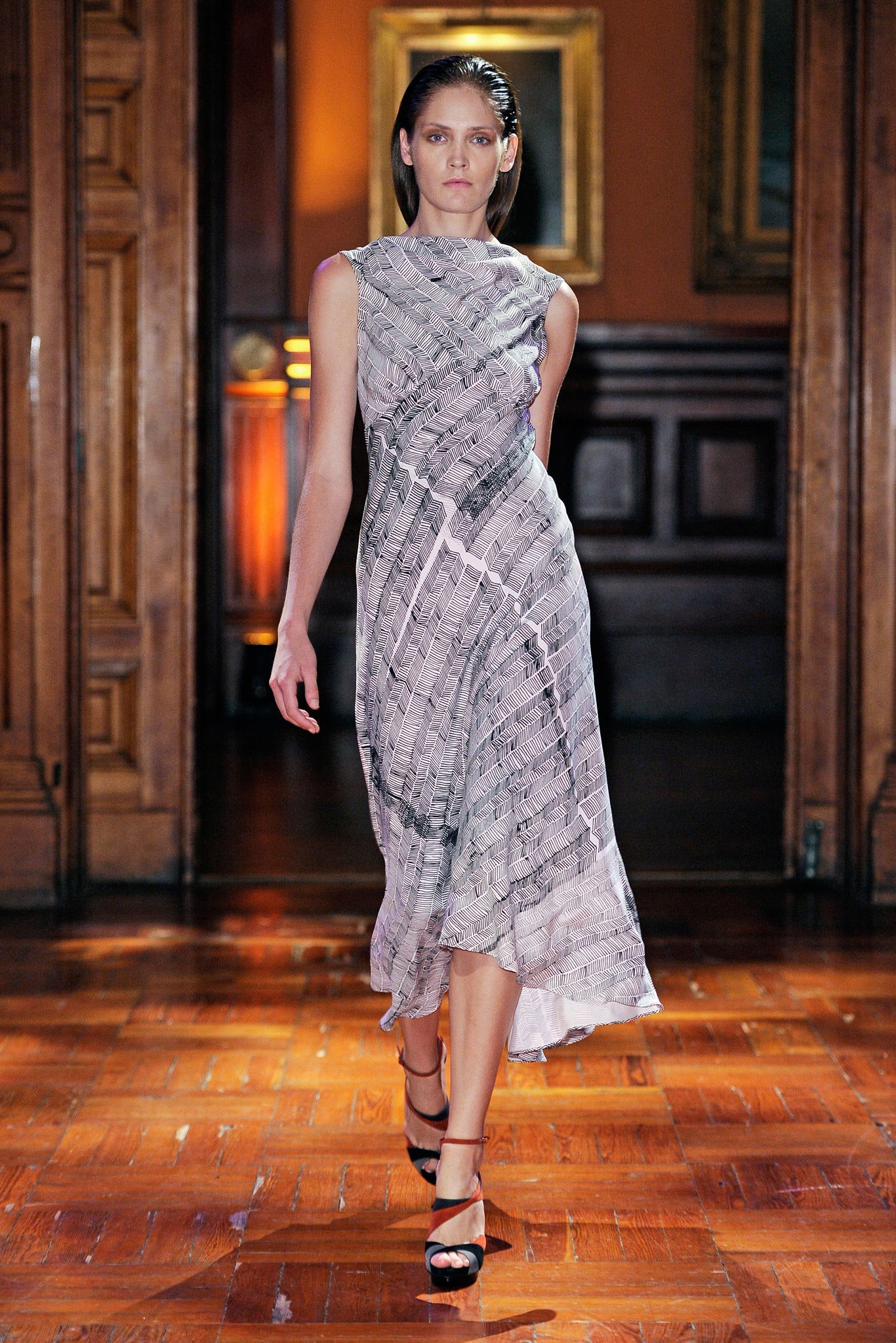 Juan Carlos Obando S/S 13 Look 13