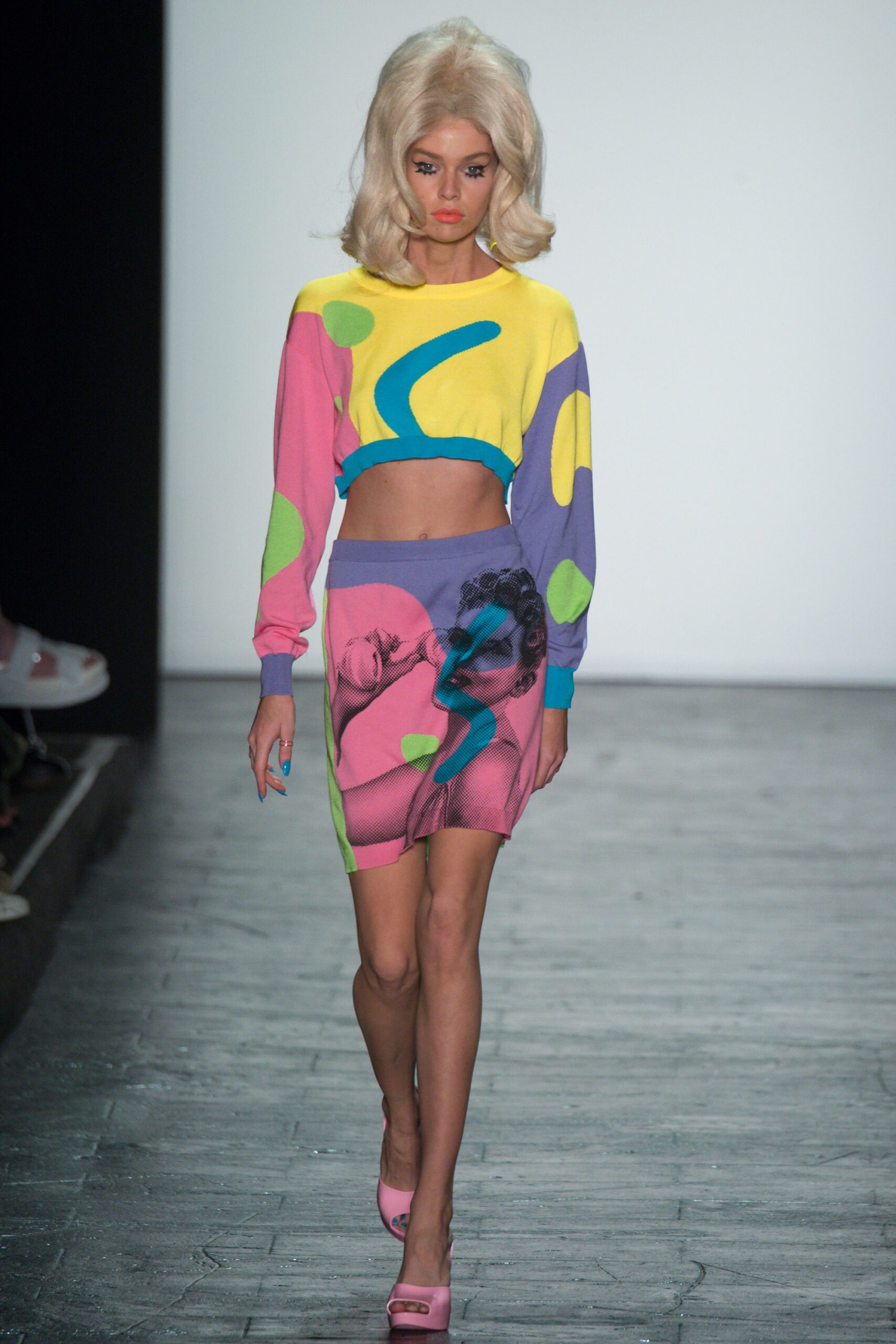 Jeremy Scott S/S 16 Look 9