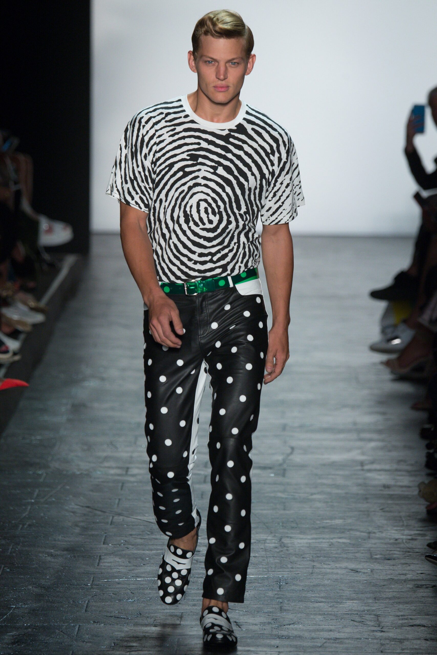 Jeremy Scott S/S 16 Look 14