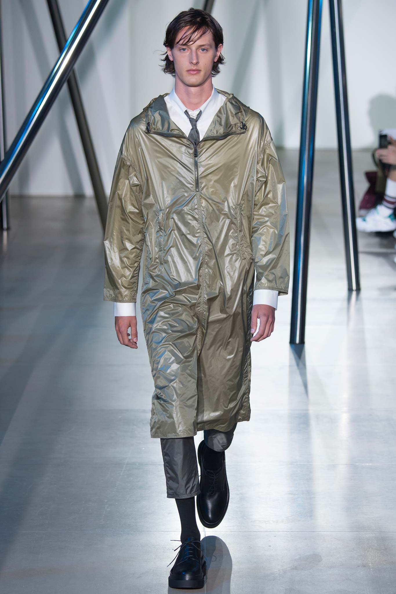 Jil Sander S/S 16 Menswear Look 2
