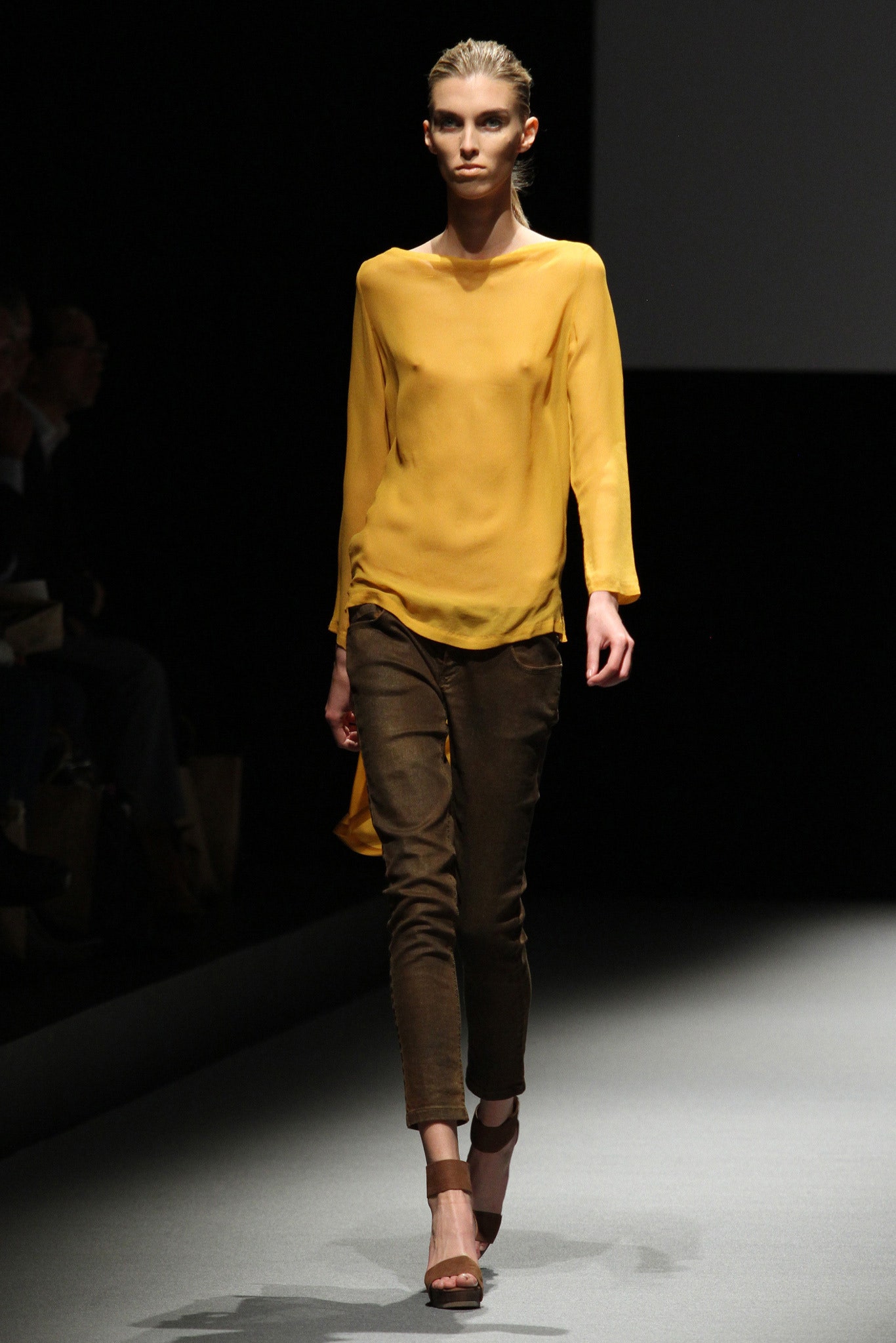 JNBY S/S 13 Look 25