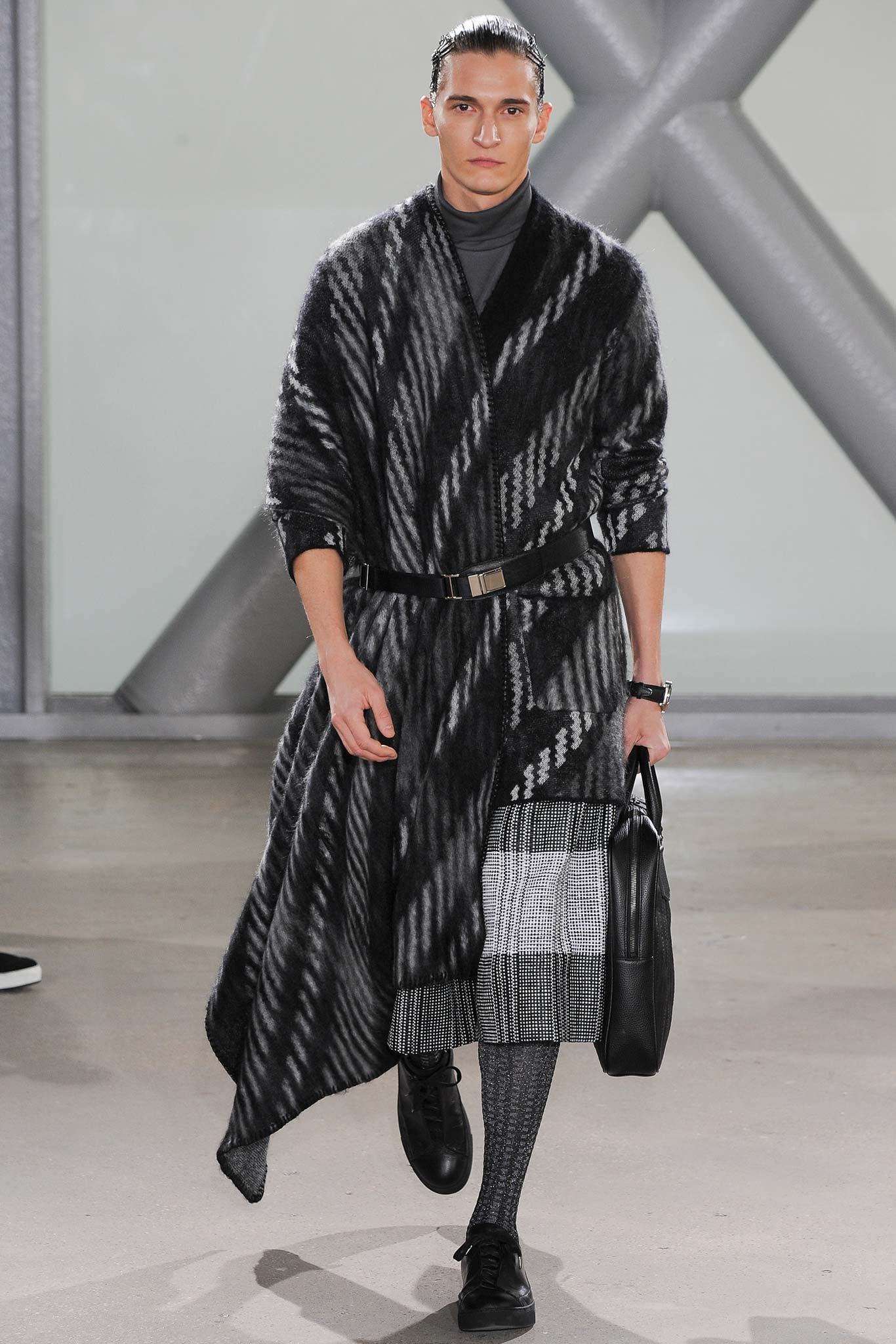 Issey Miyake F/W 15 Menswear Look 14