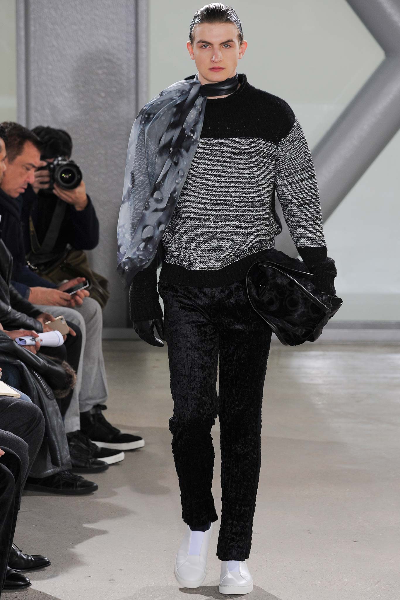 Issey Miyake F/W 15 Menswear Look 19