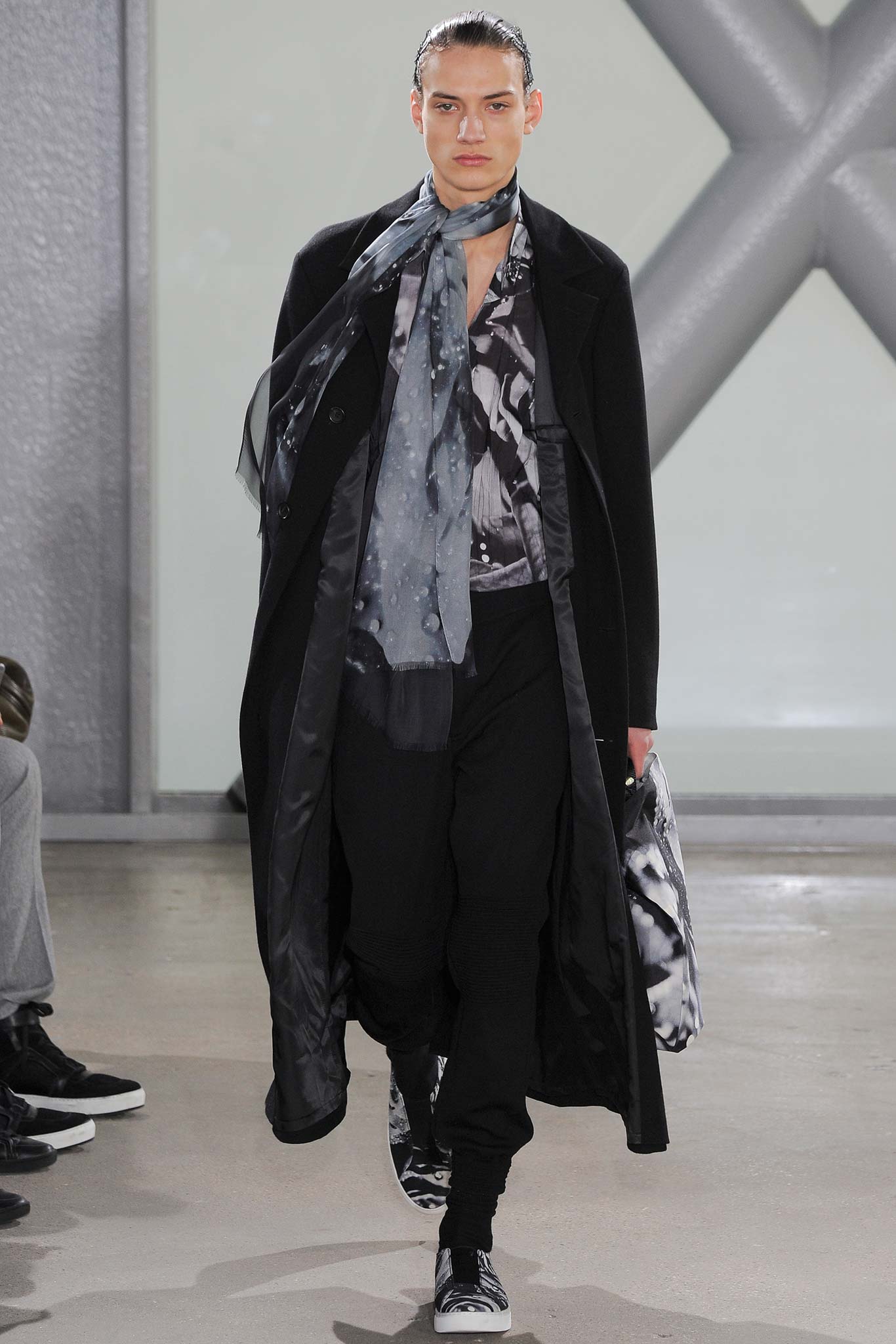 Issey Miyake F/W 15 Menswear Look 20