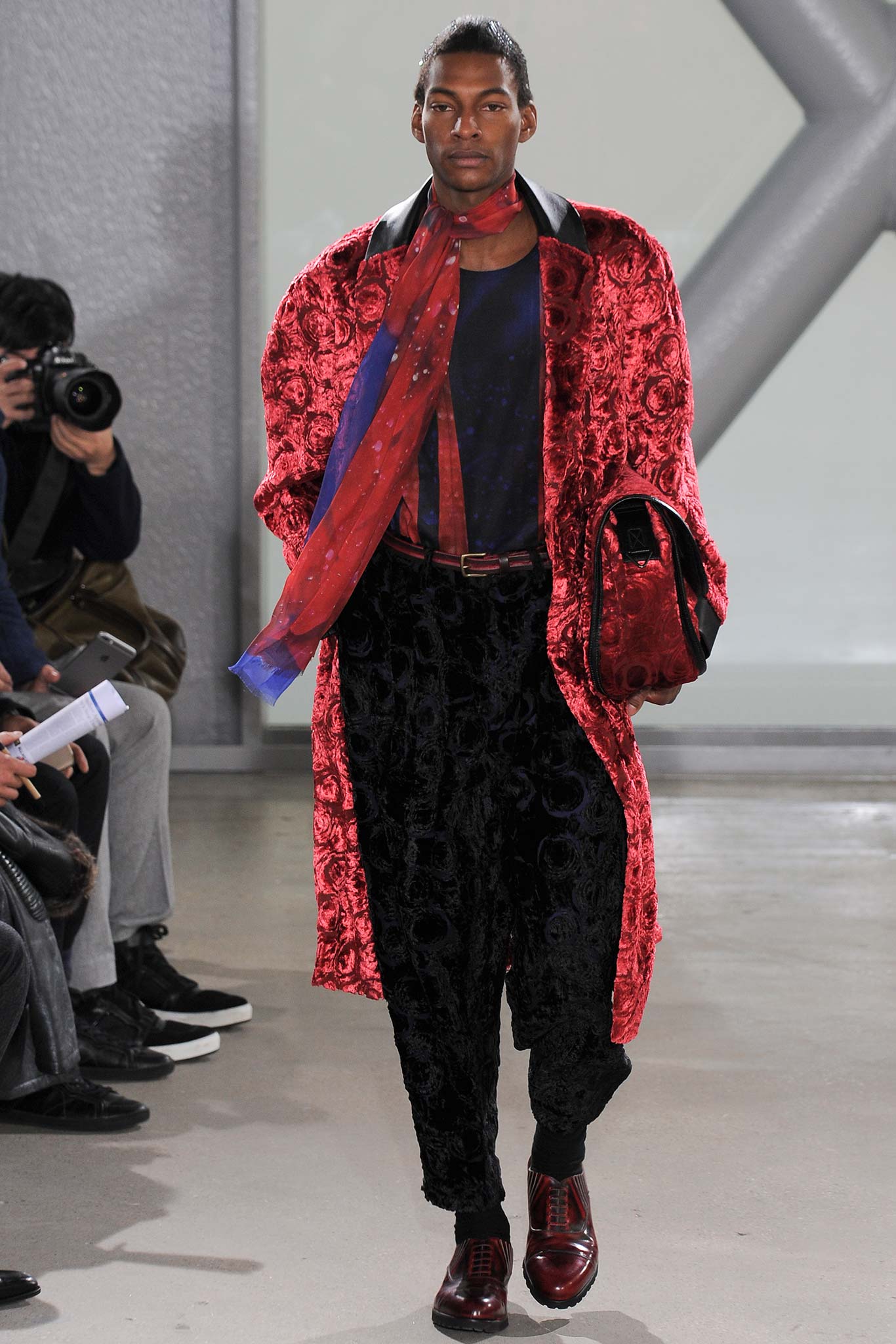 Issey Miyake F/W 15 Menswear Look 28