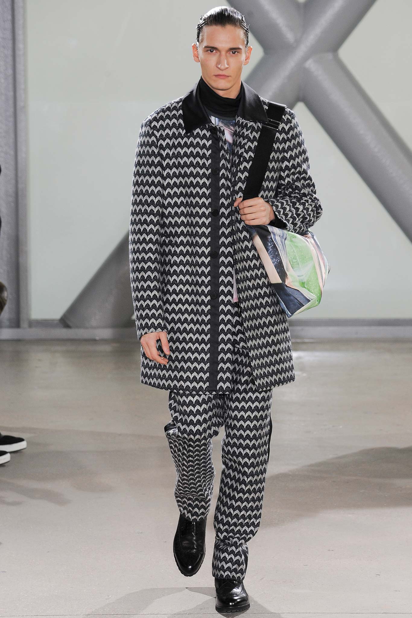 Issey Miyake F/W 15 Menswear Look 32