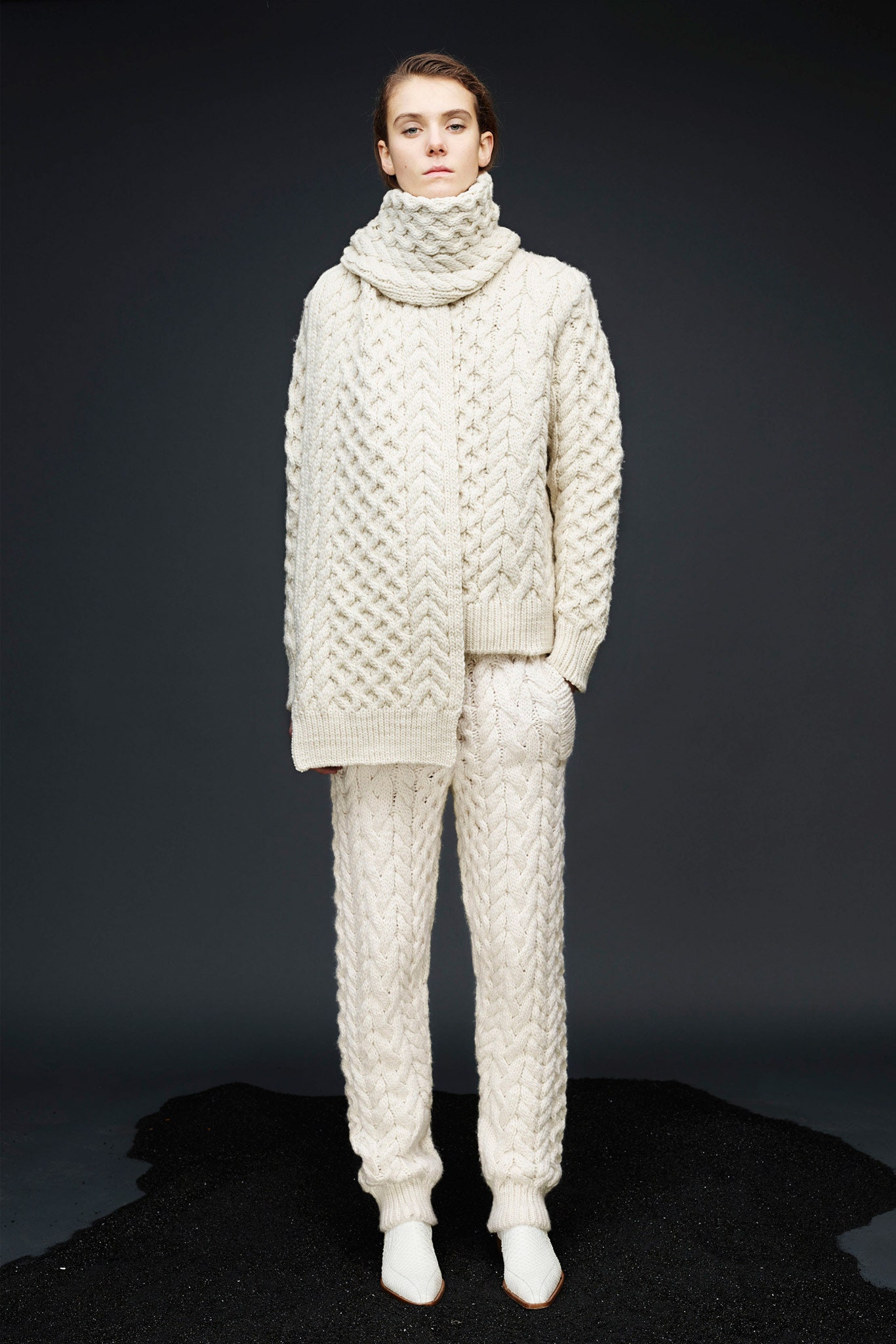 Joseph F/W 15 Look 10