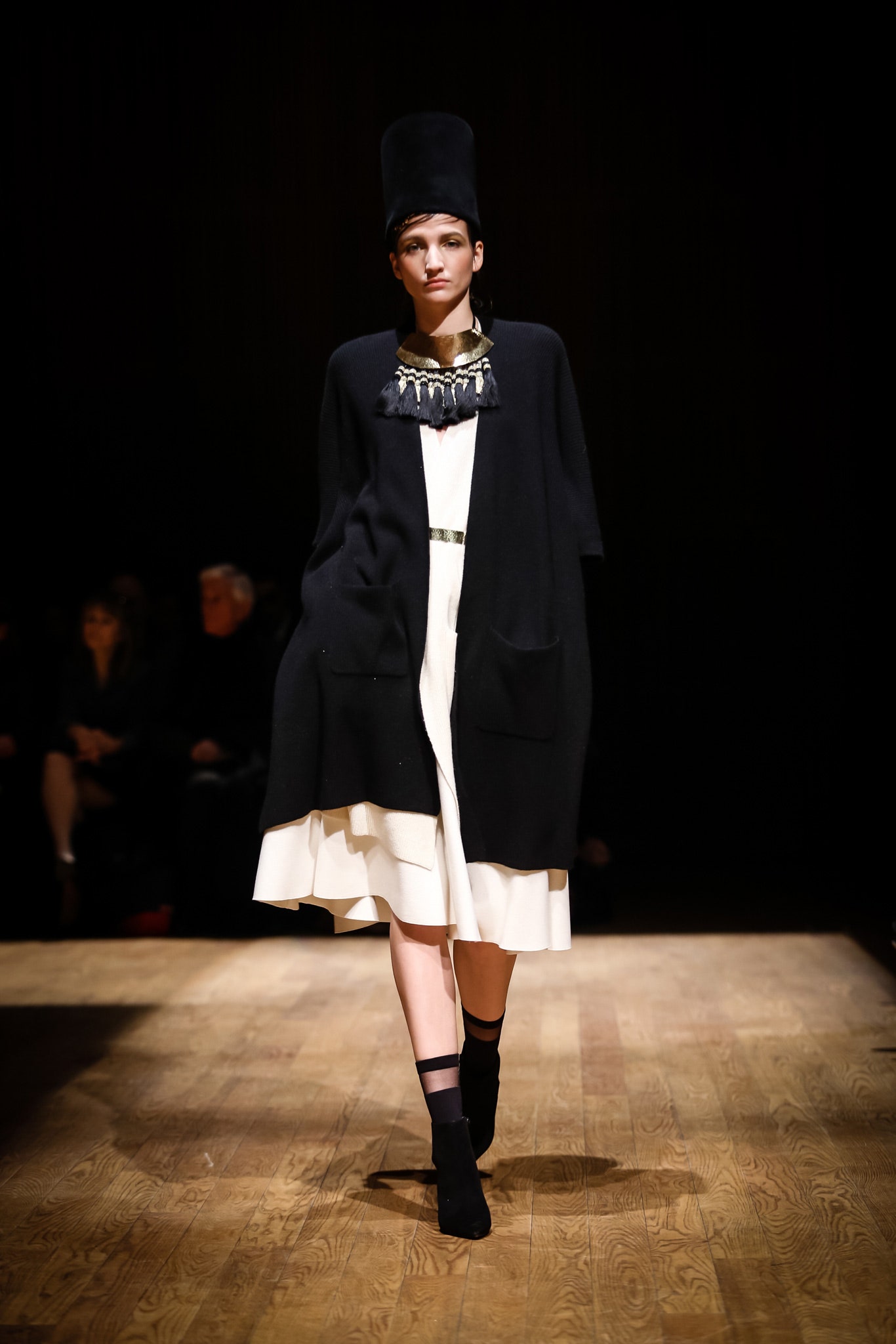 Josie Natori Fall 2015 Ready-to-Wear
