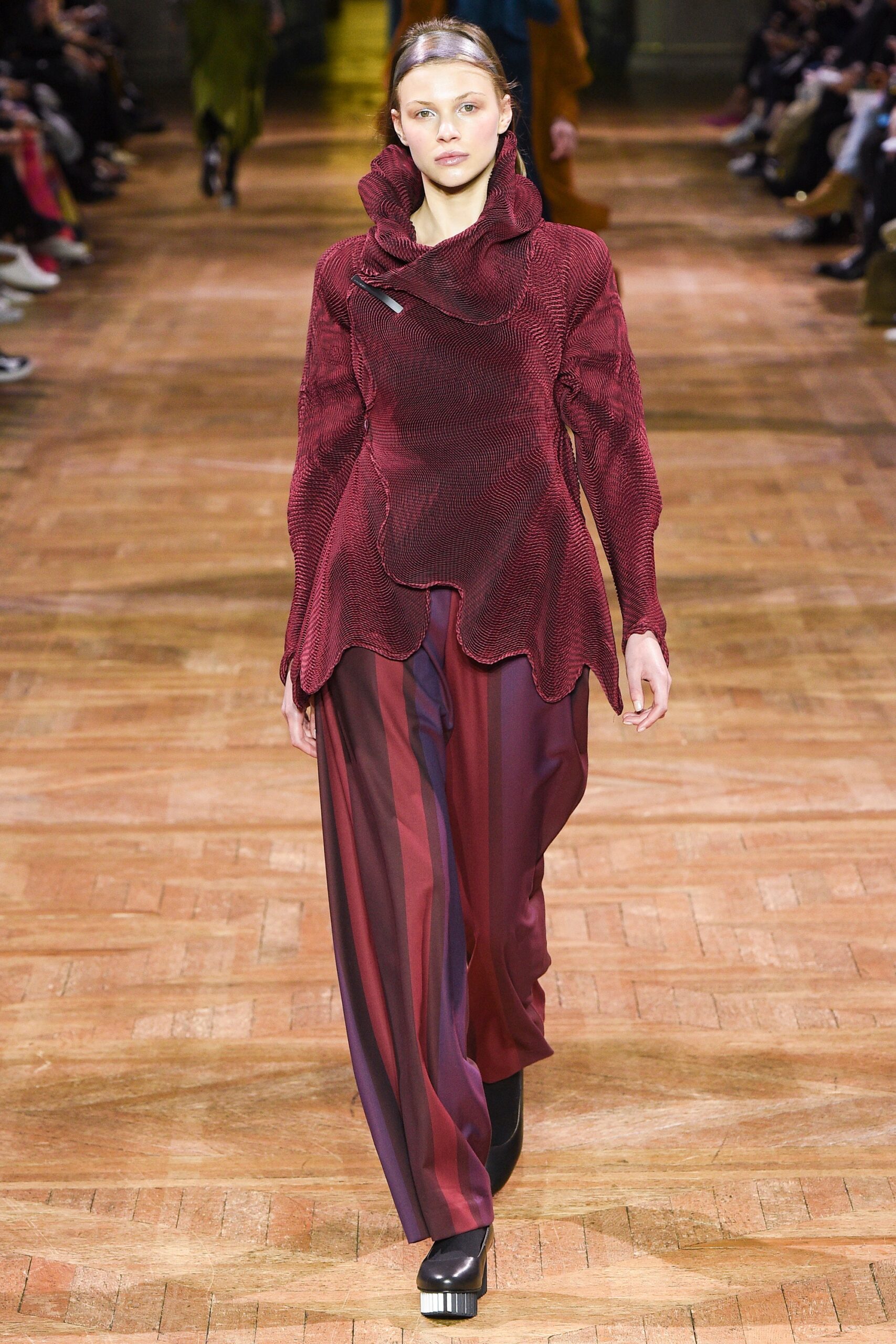 Issey Miyake F/W 17 Look 1