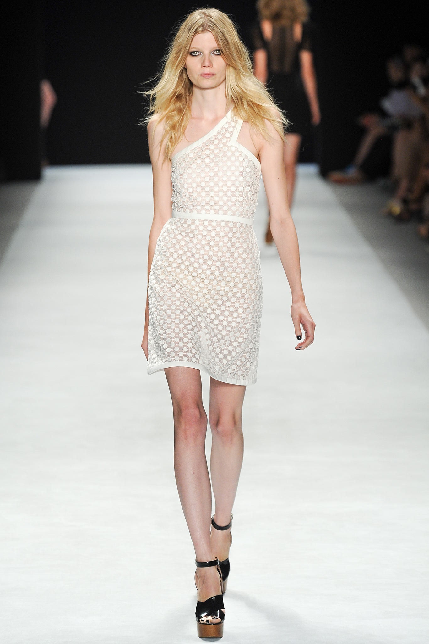 Jill Stuart S/S 14 Look 16