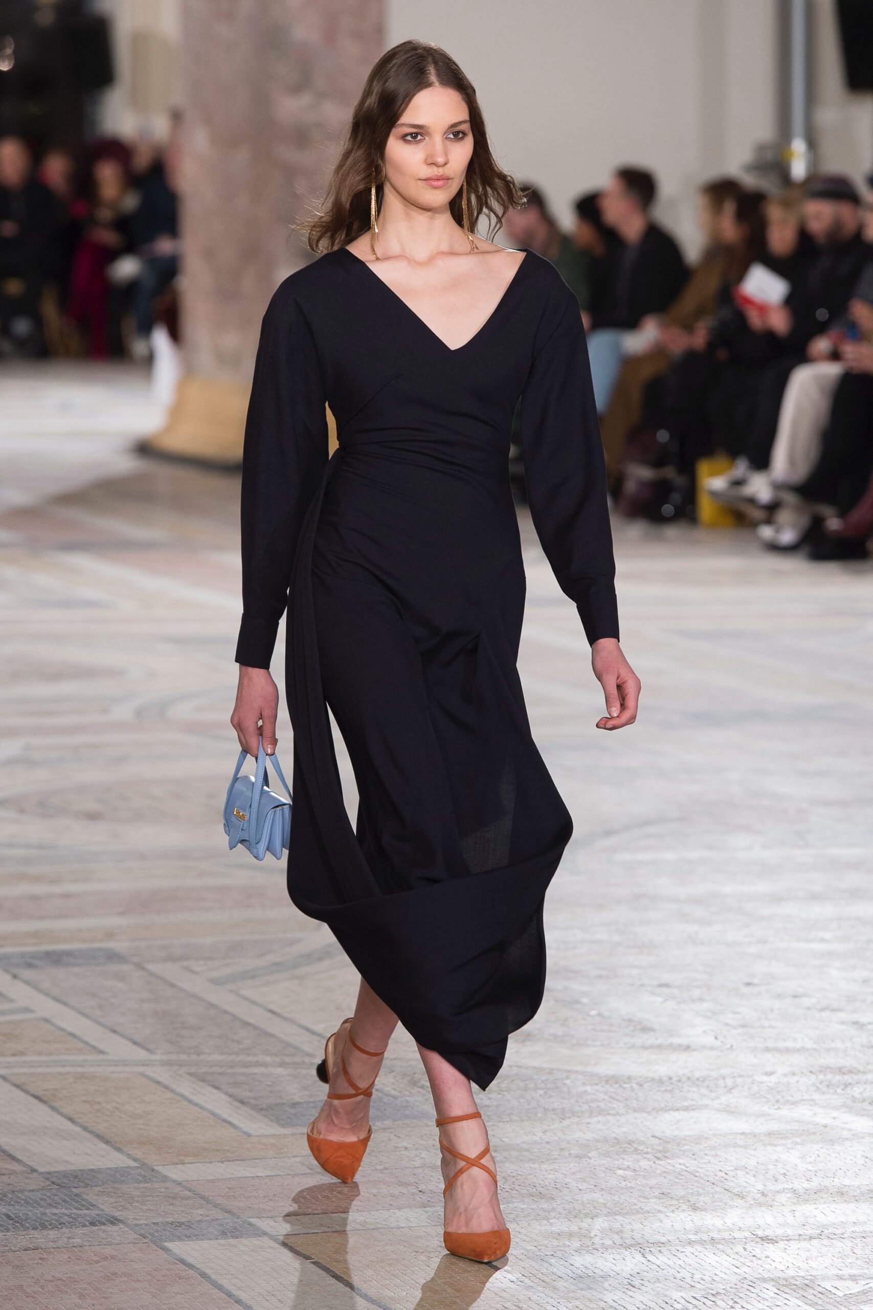 Jacquemus F/W 18 Look 11