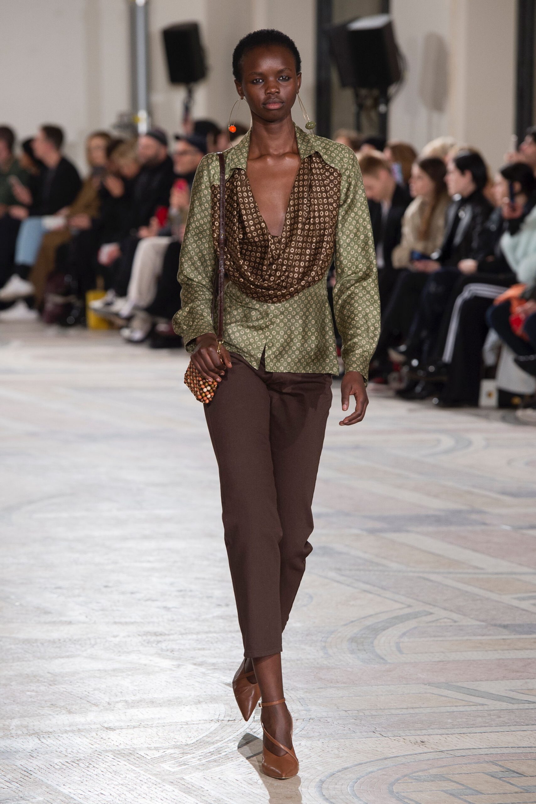 Jacquemus F/W 18 Look 18