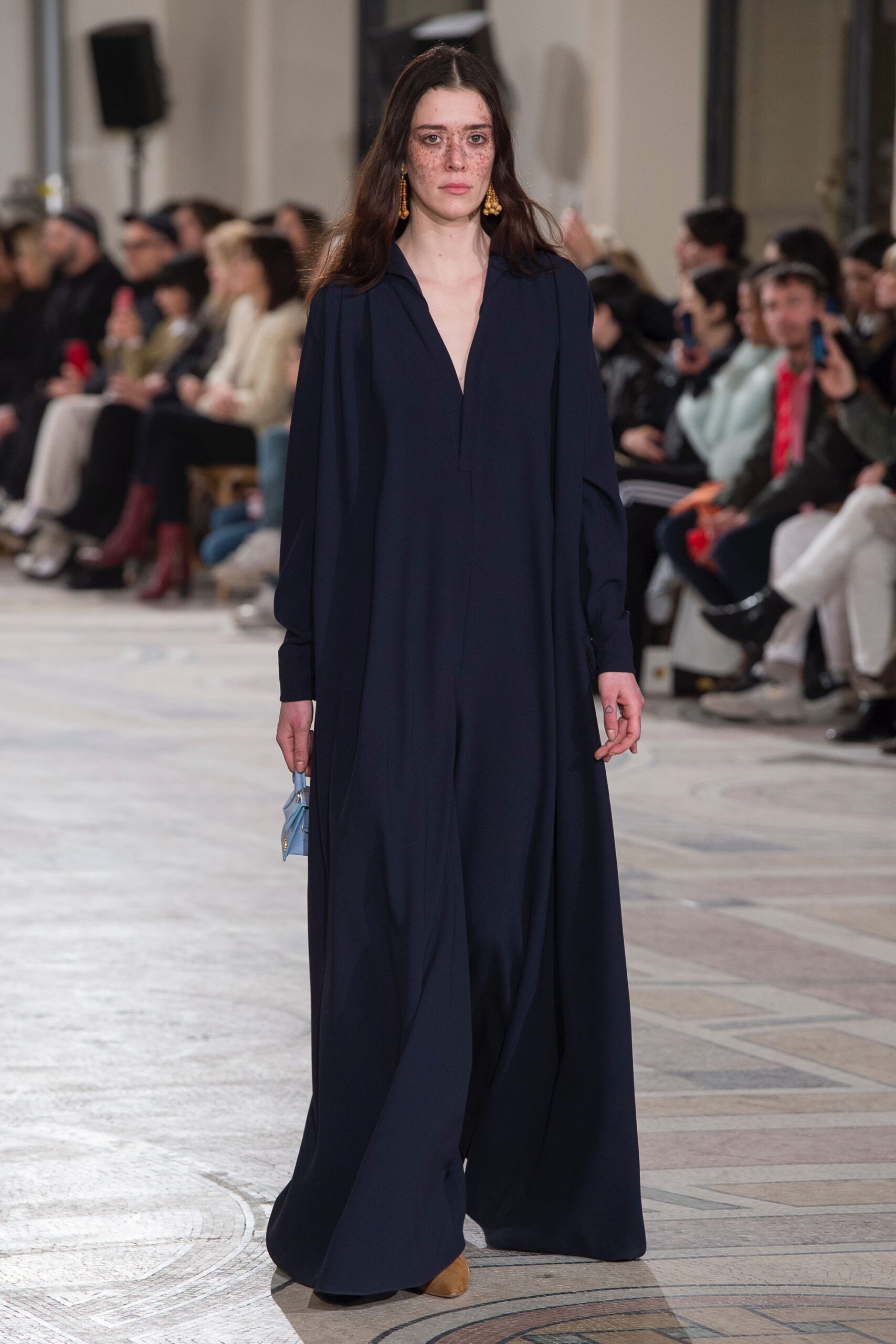 Jacquemus F/W 18 Look 25