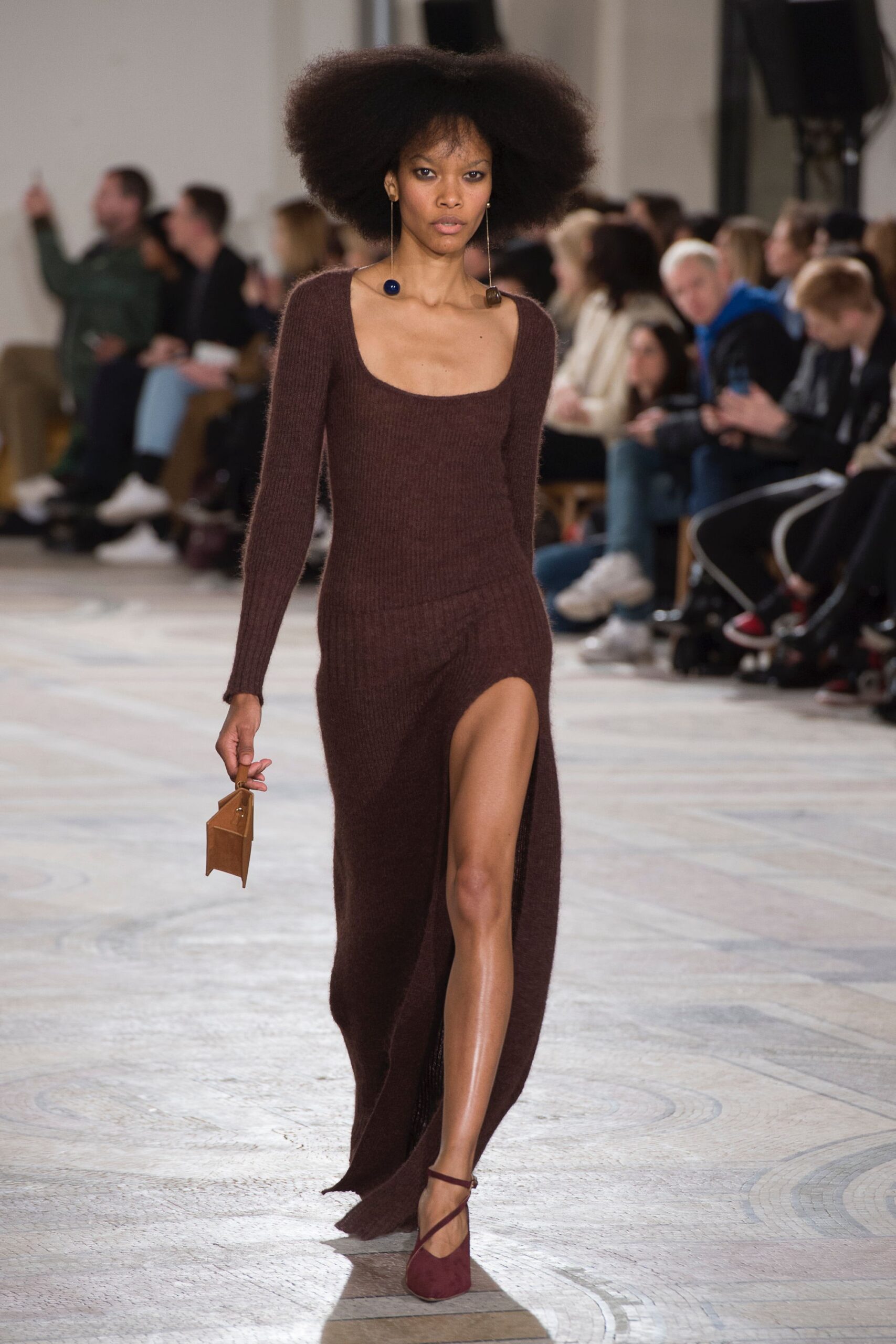 Jacquemus F/W 18 Look 34