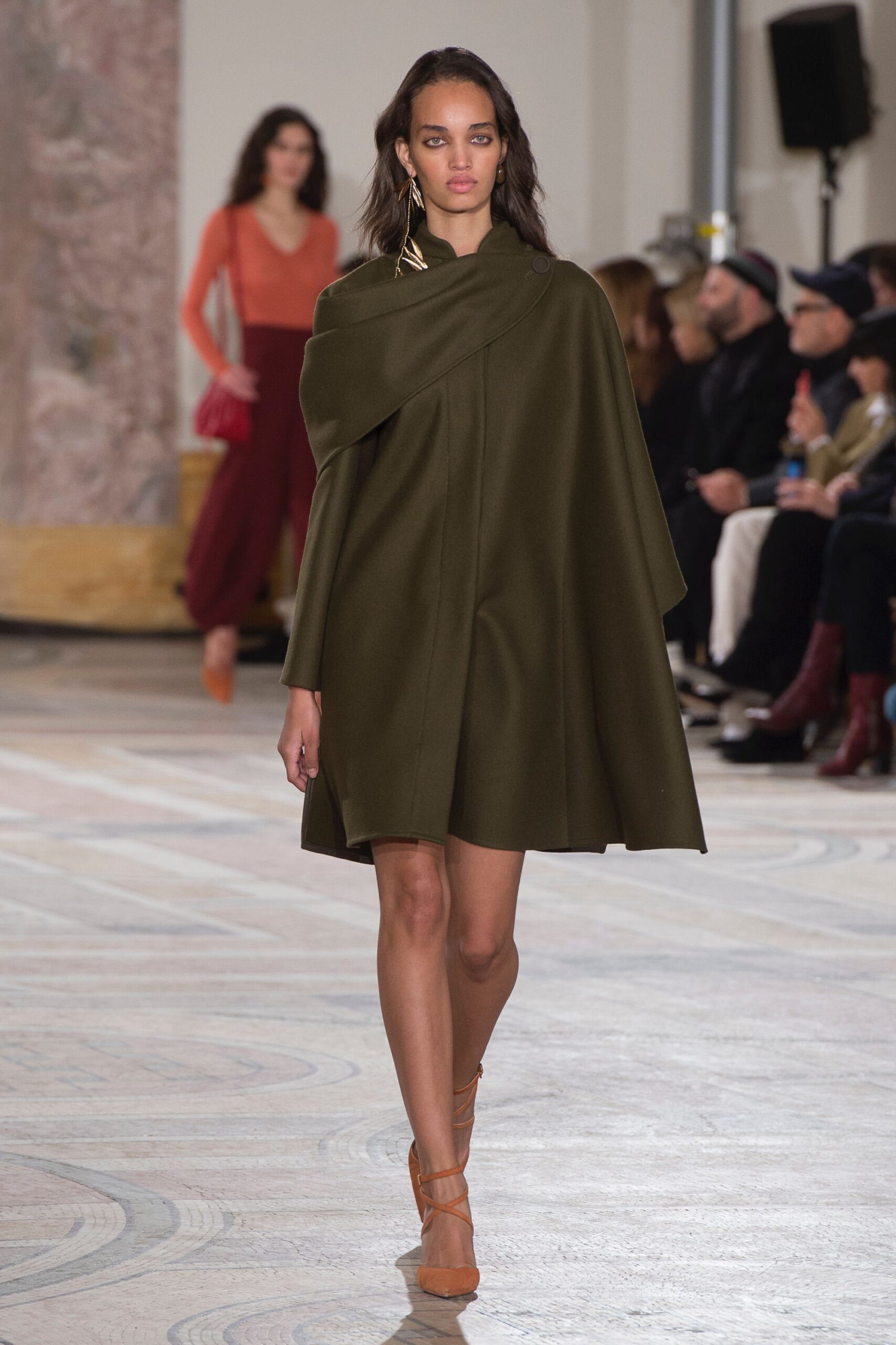 Jacquemus F/W 18 Look 36