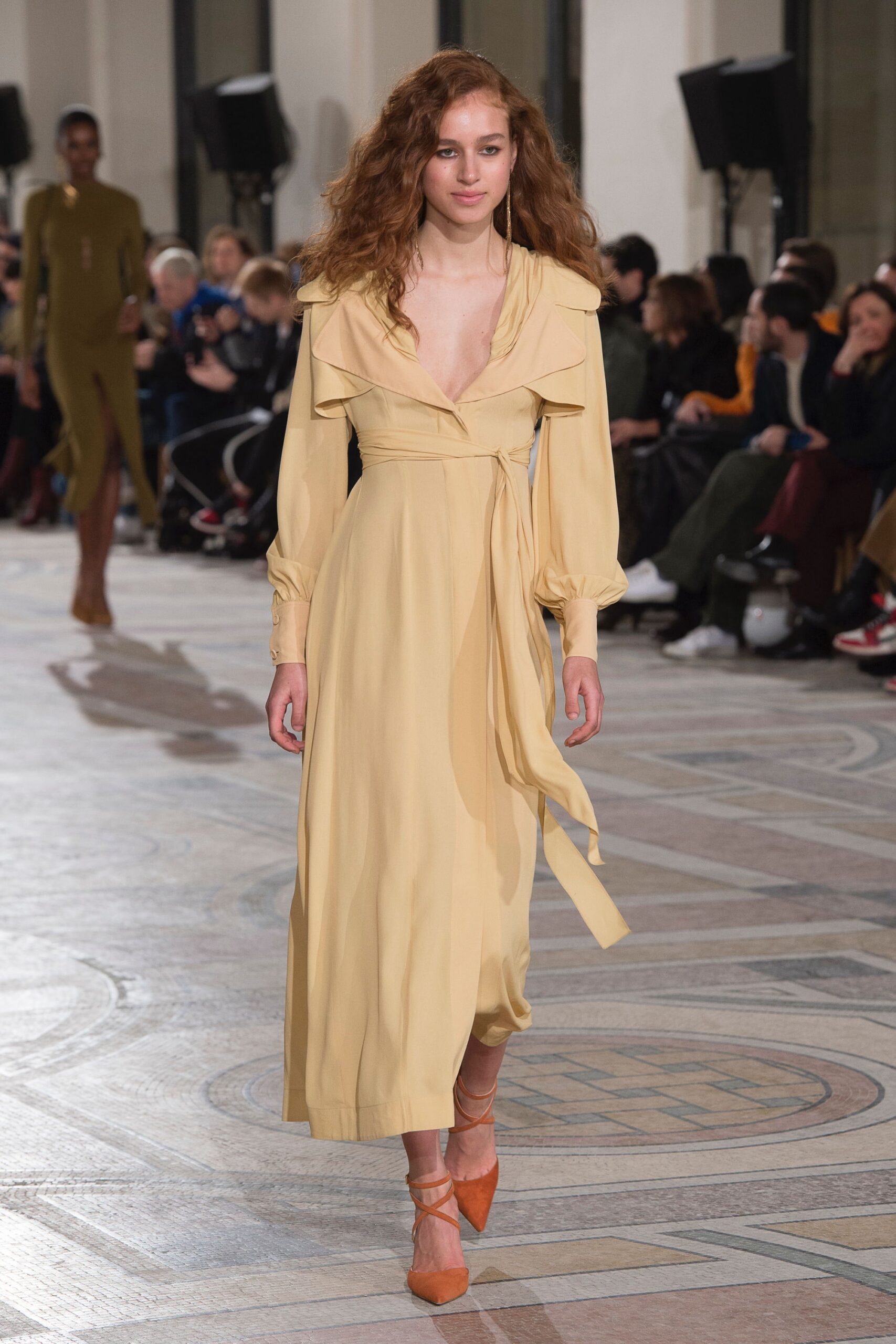 Jacquemus F/W 18 Look 39