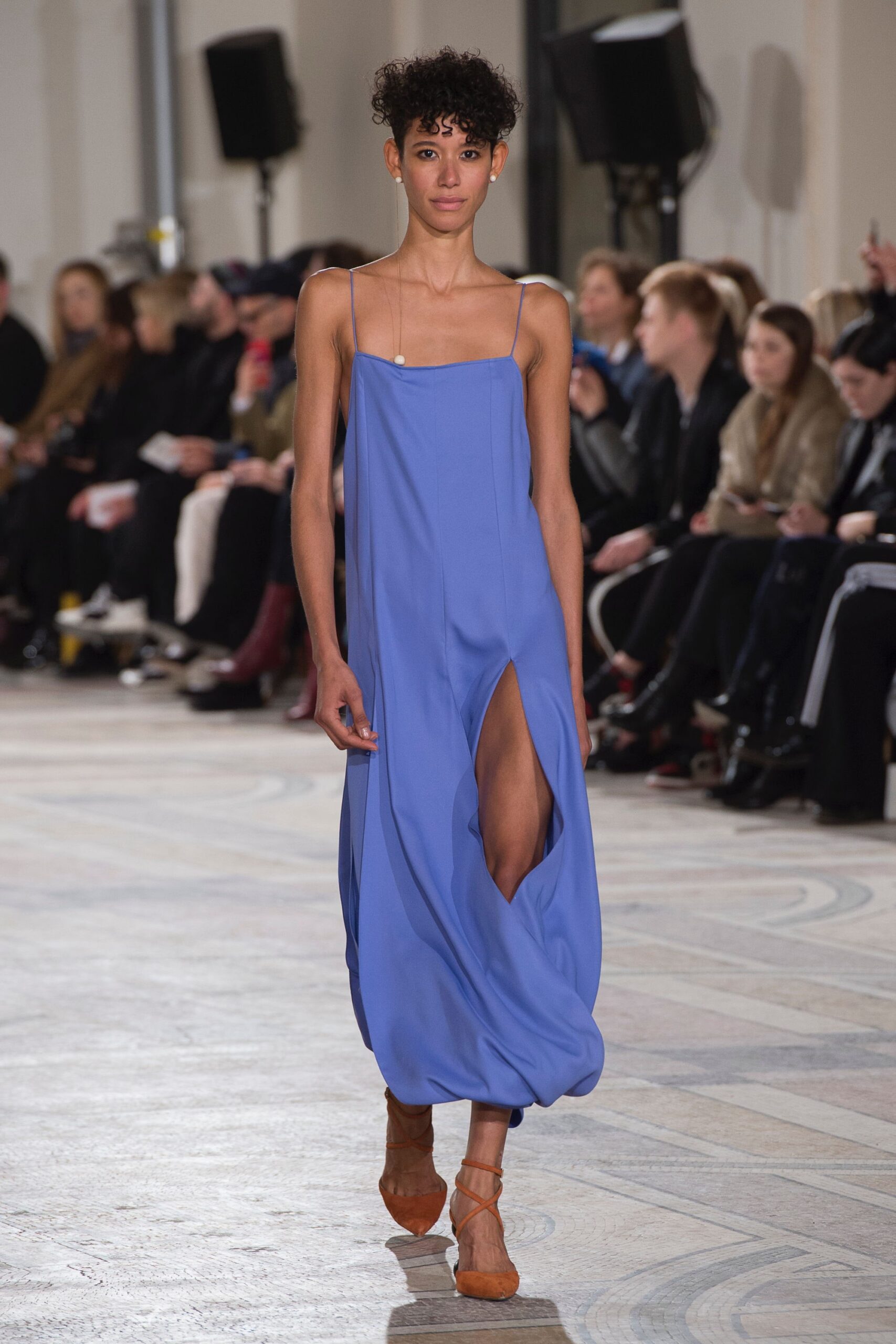 Jacquemus F/W 18 Look 52