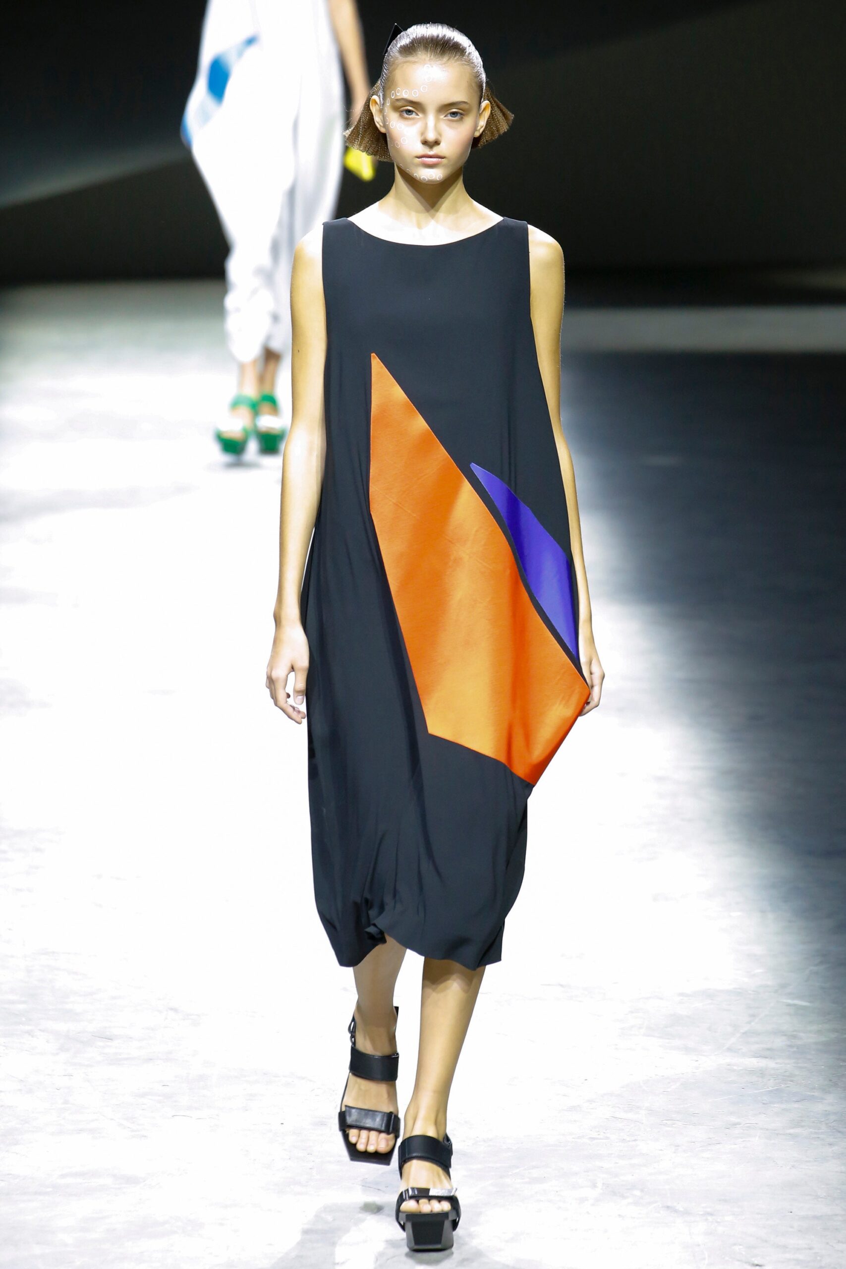 Issey Miyake S/S 17 Look 2