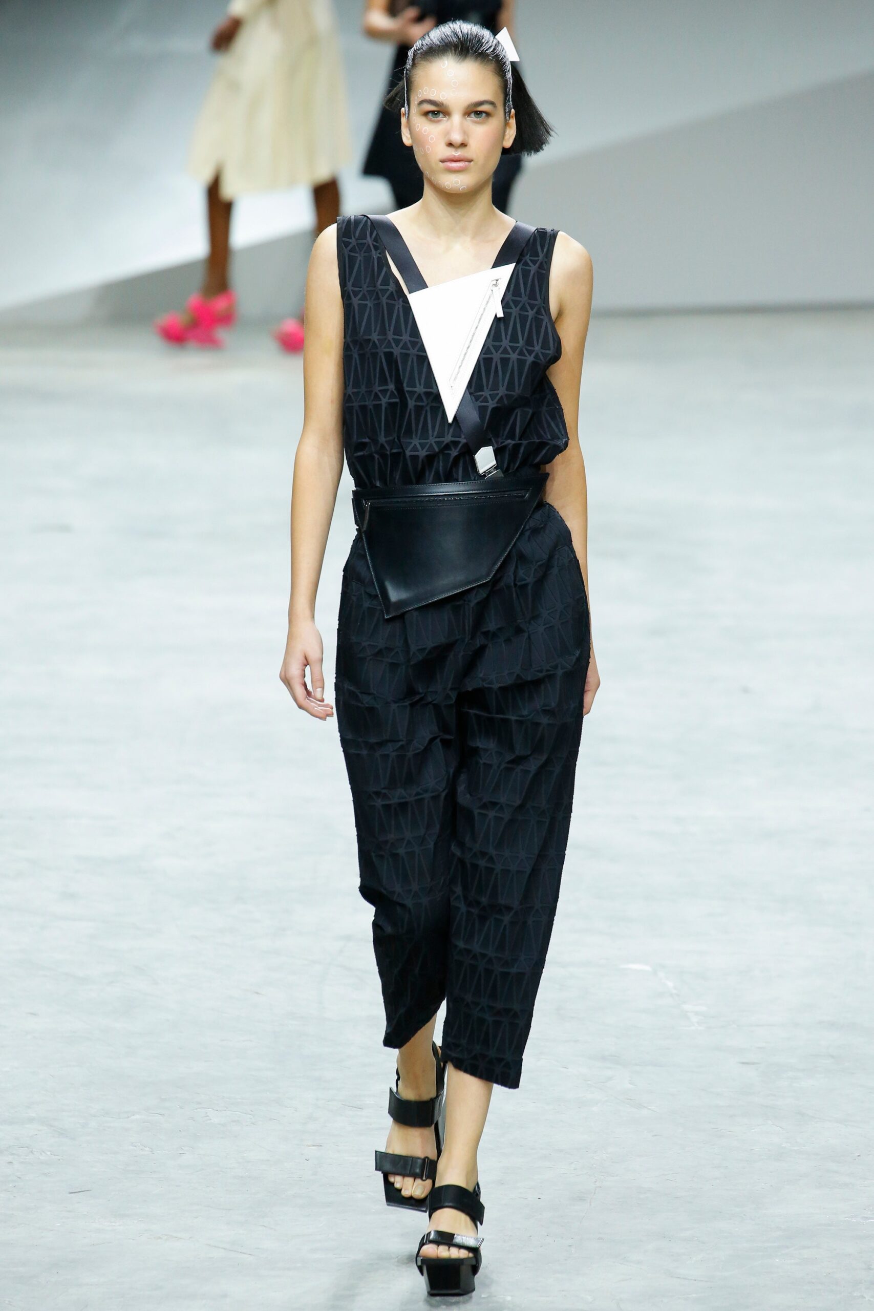 Issey Miyake S/S 17 Look 13