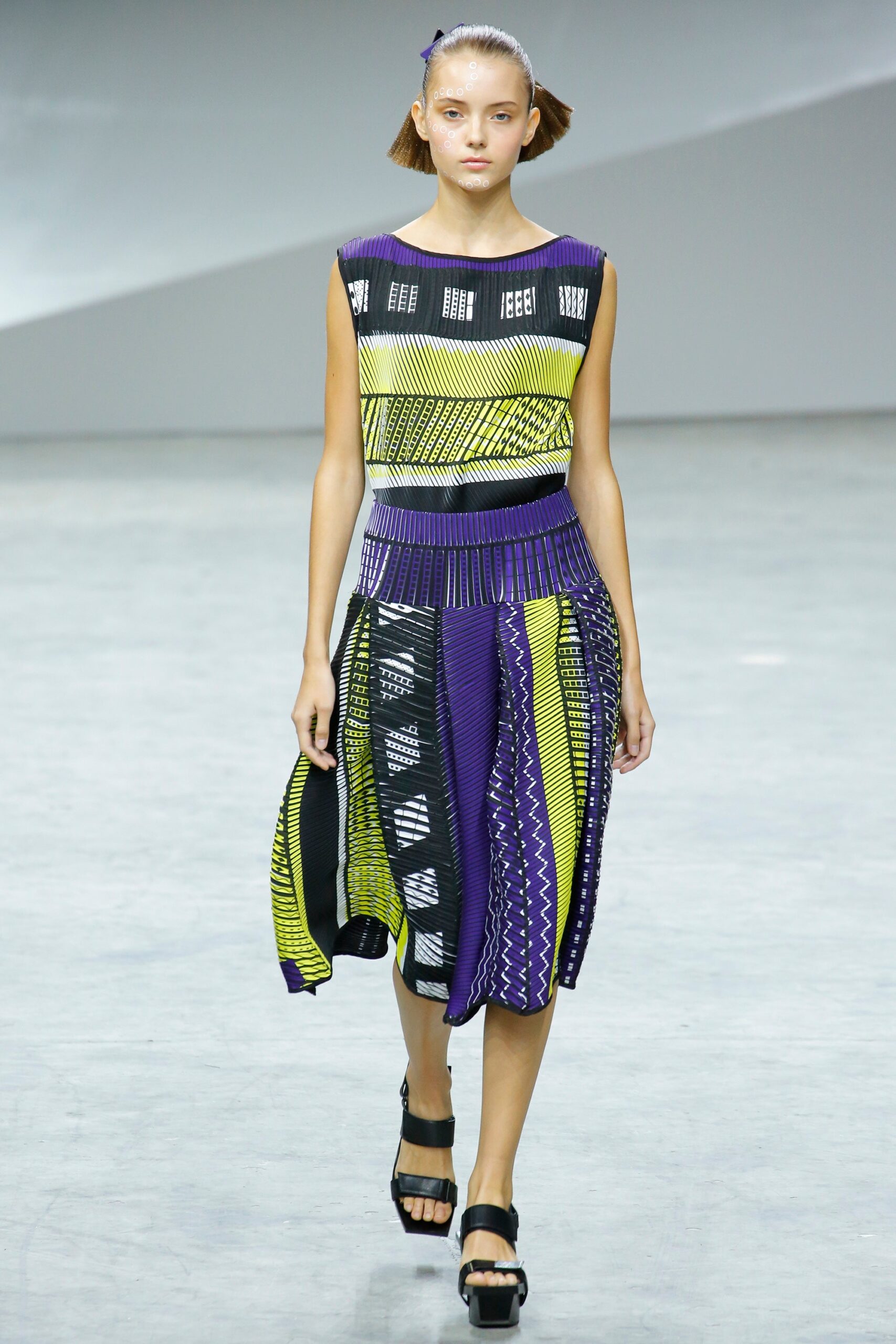 Issey Miyake S/S 17 Look 34