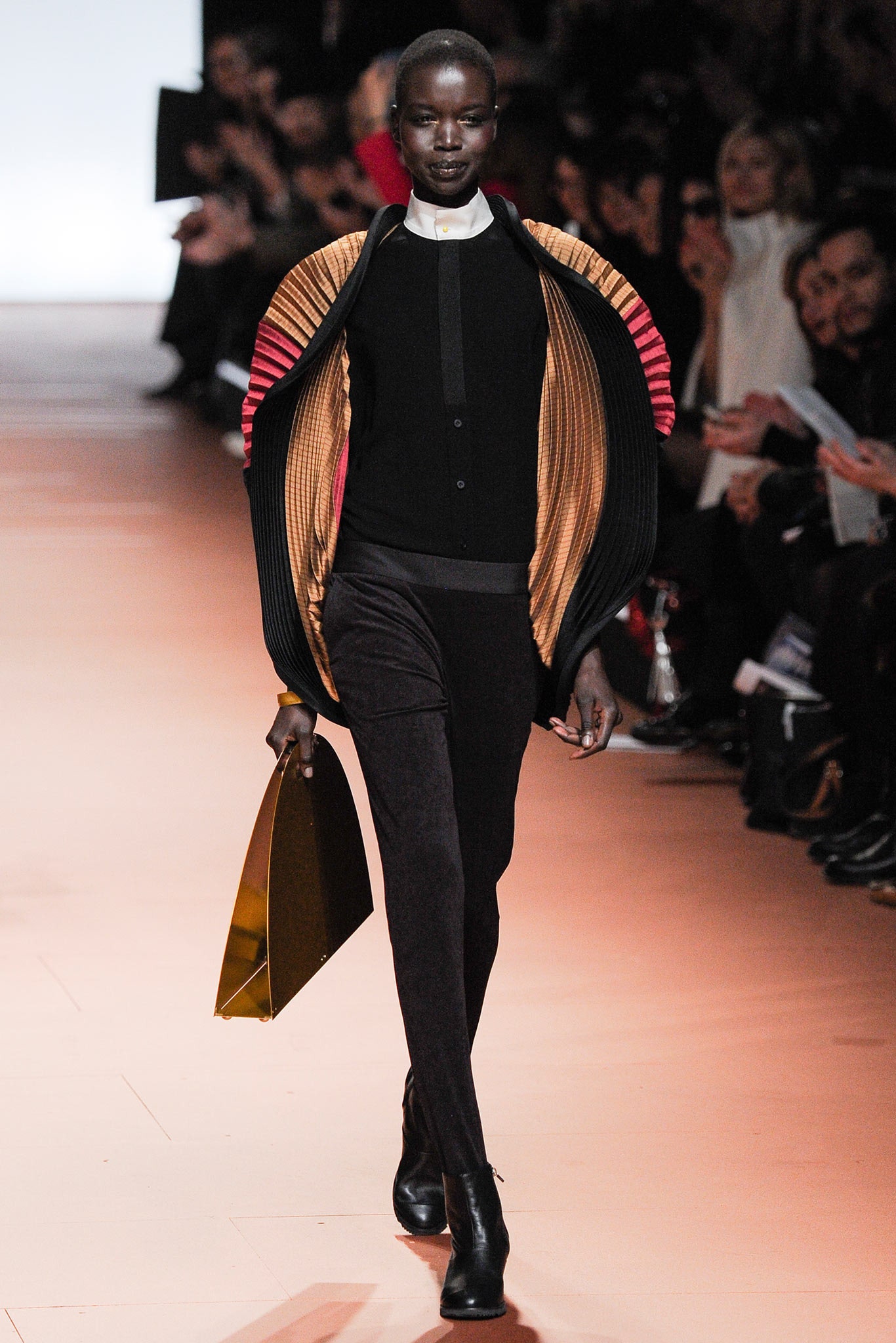 Issey Miyake F/W 14 Look 3