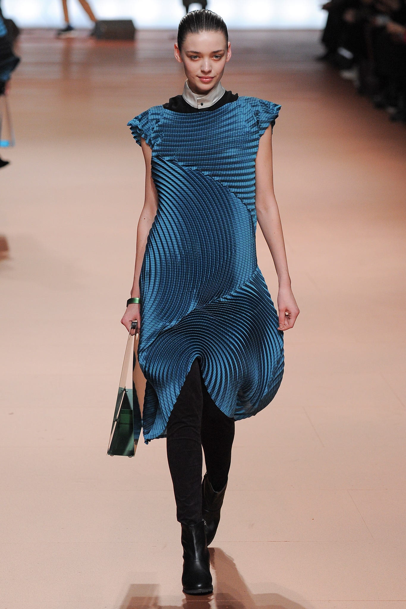 Issey Miyake F/W 14 Look 6