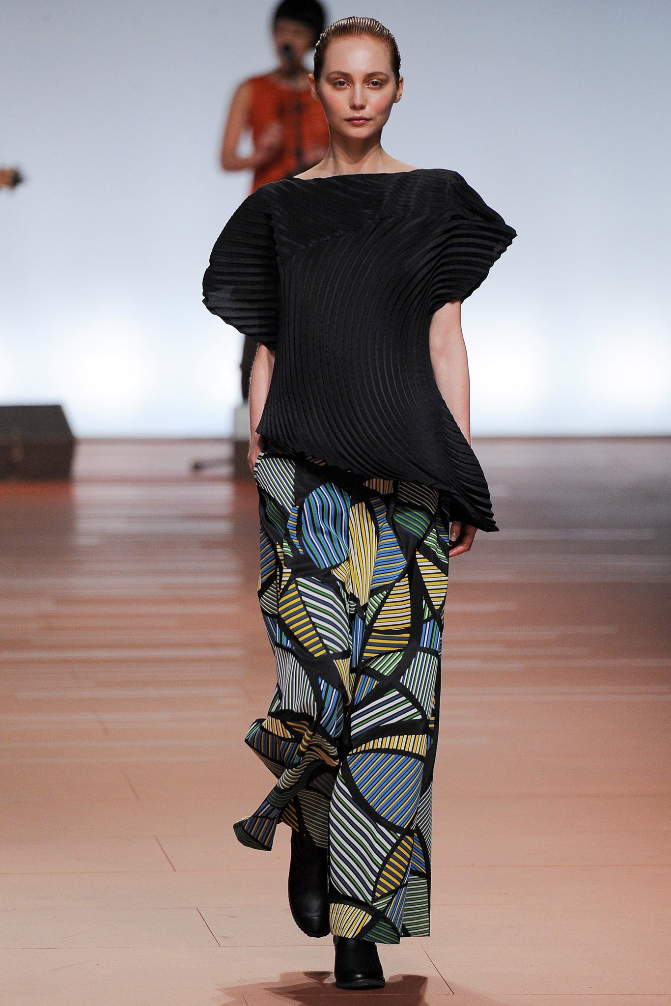 Issey Miyake F/W 14 Look 10