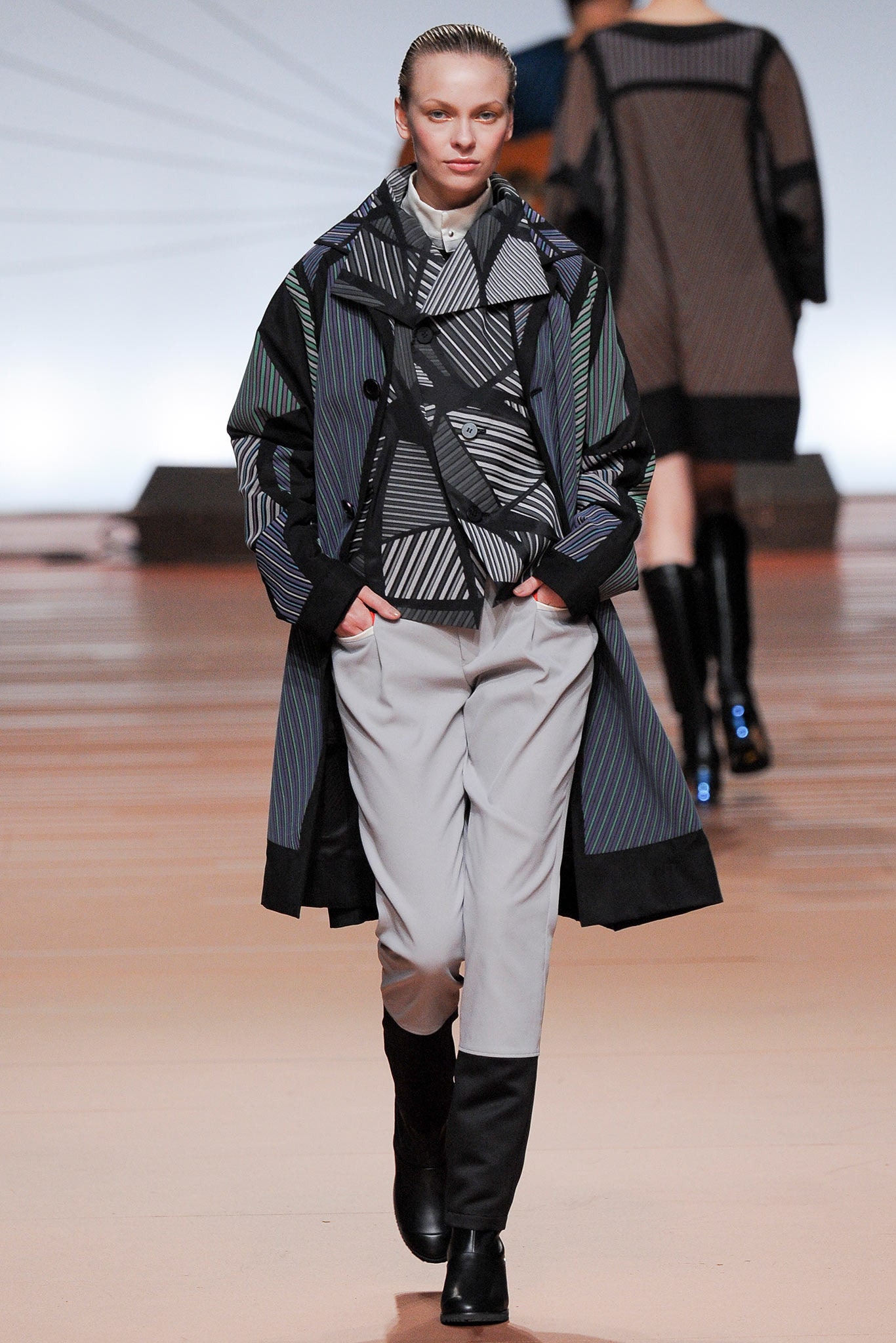 Issey Miyake F/W 14 Look 17