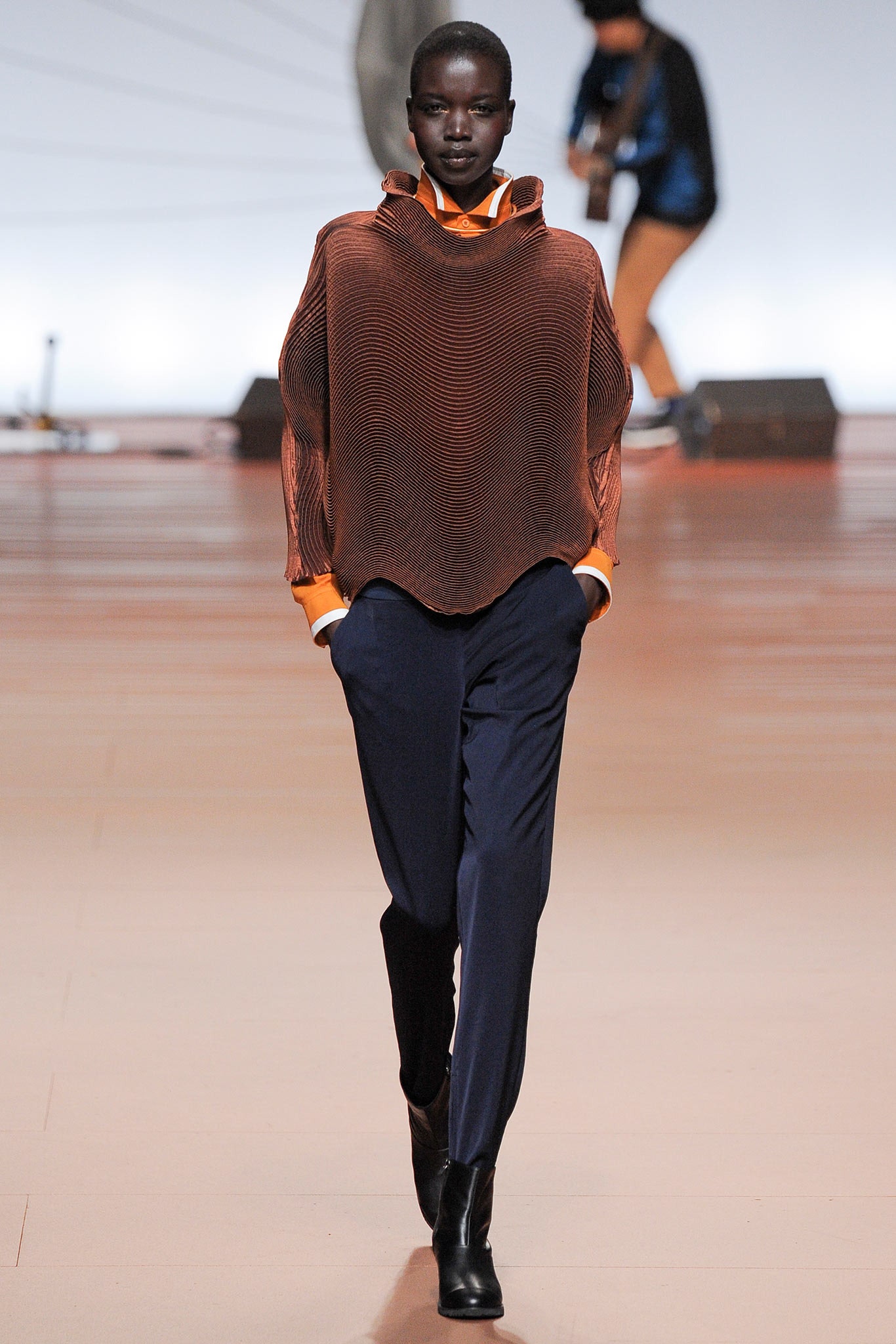 Issey Miyake F/W 14 Look 24