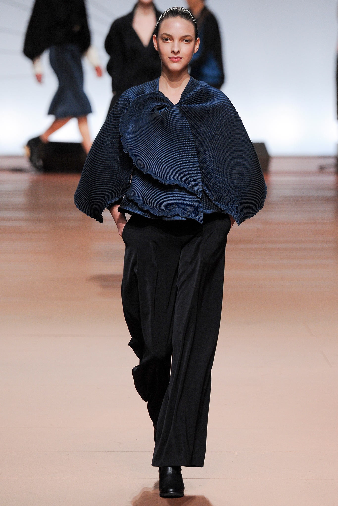 Issey Miyake F/W 14 Look 34