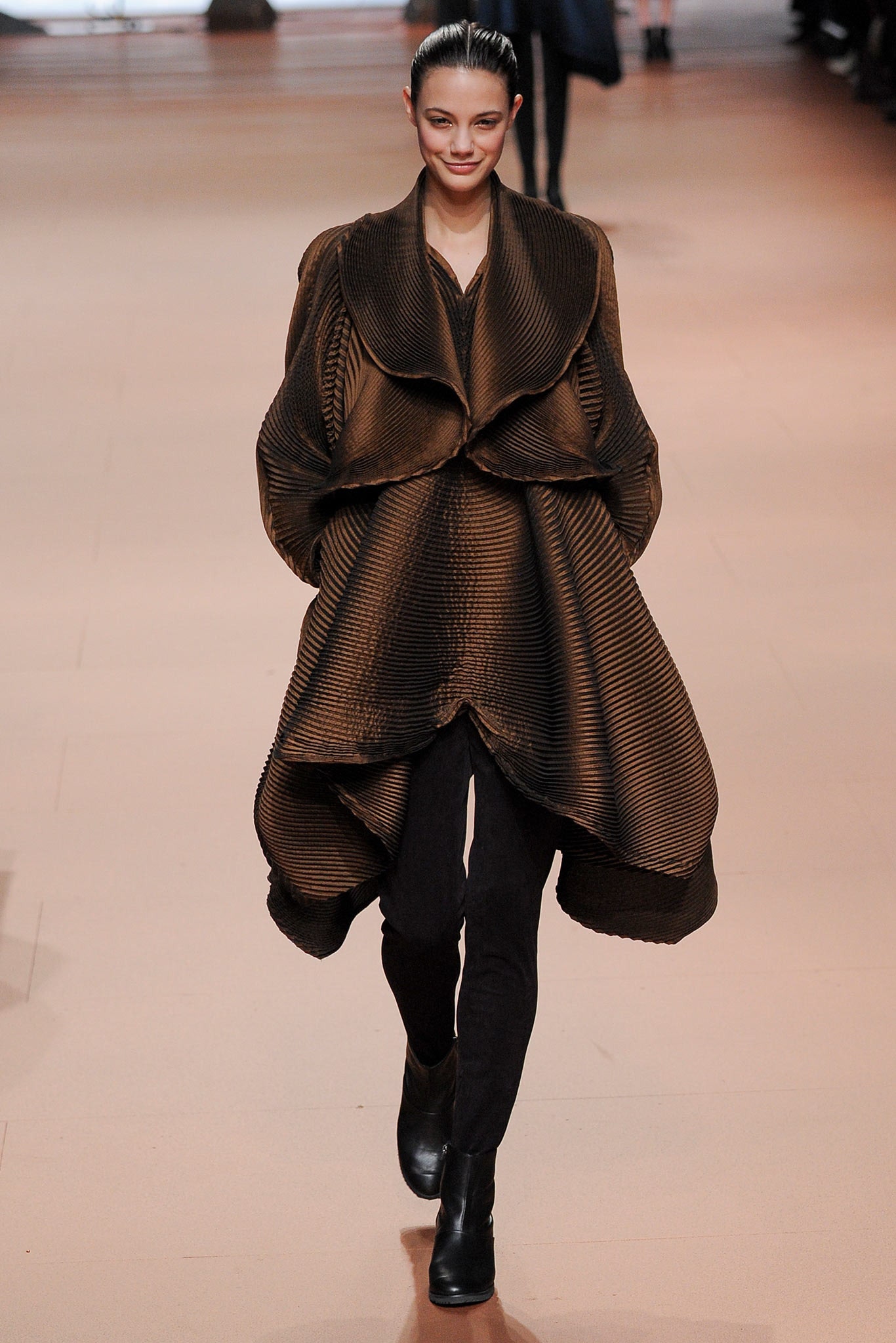Issey Miyake F/W 14 Look 42