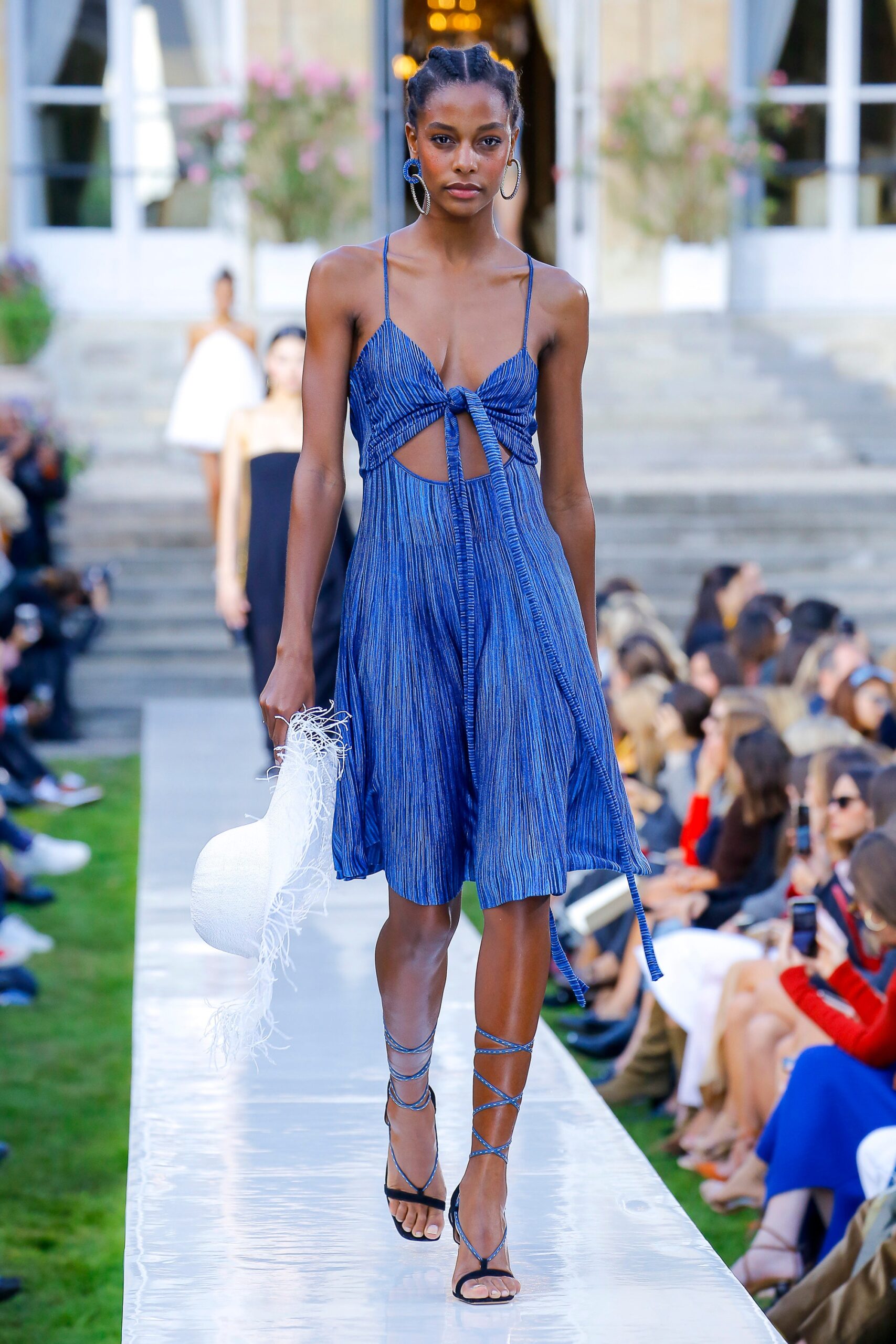 Jacquemus S/S 19 Look 4